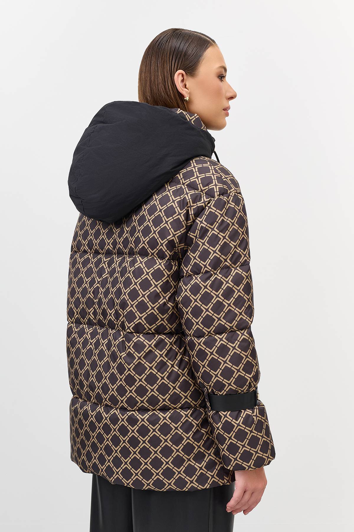 Лимитированная серия куртка с геометрическим принтом с палантином, 50