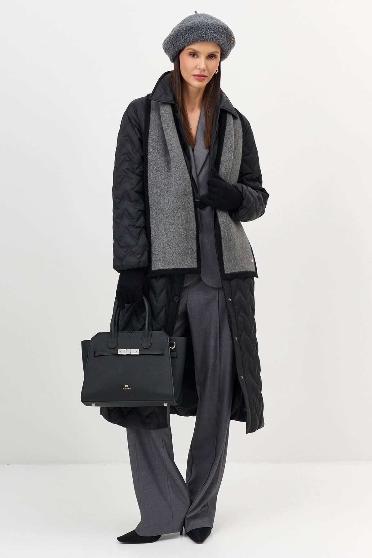 Вязаный шарф с контрастным краем, One