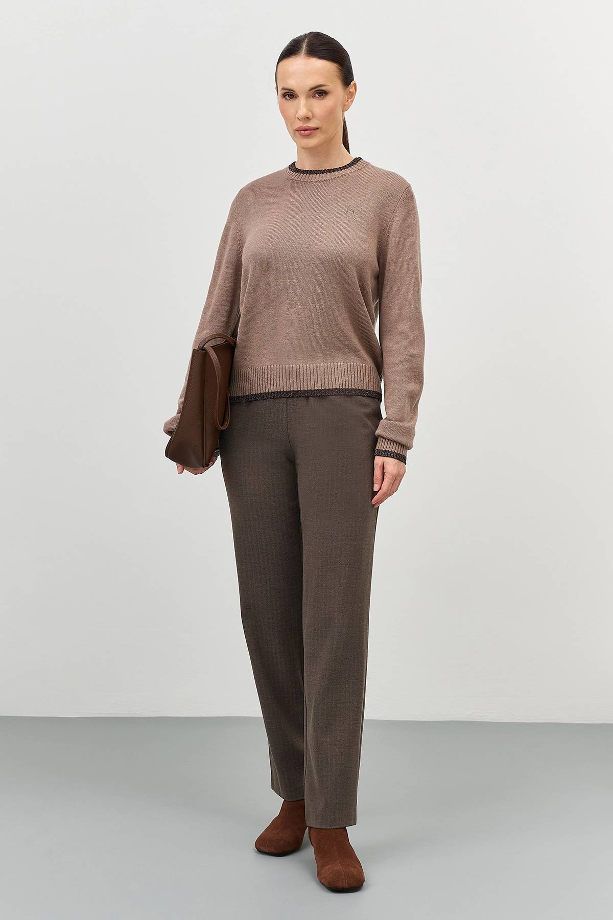 Вязаный джемпер с контрастным кантом, 44