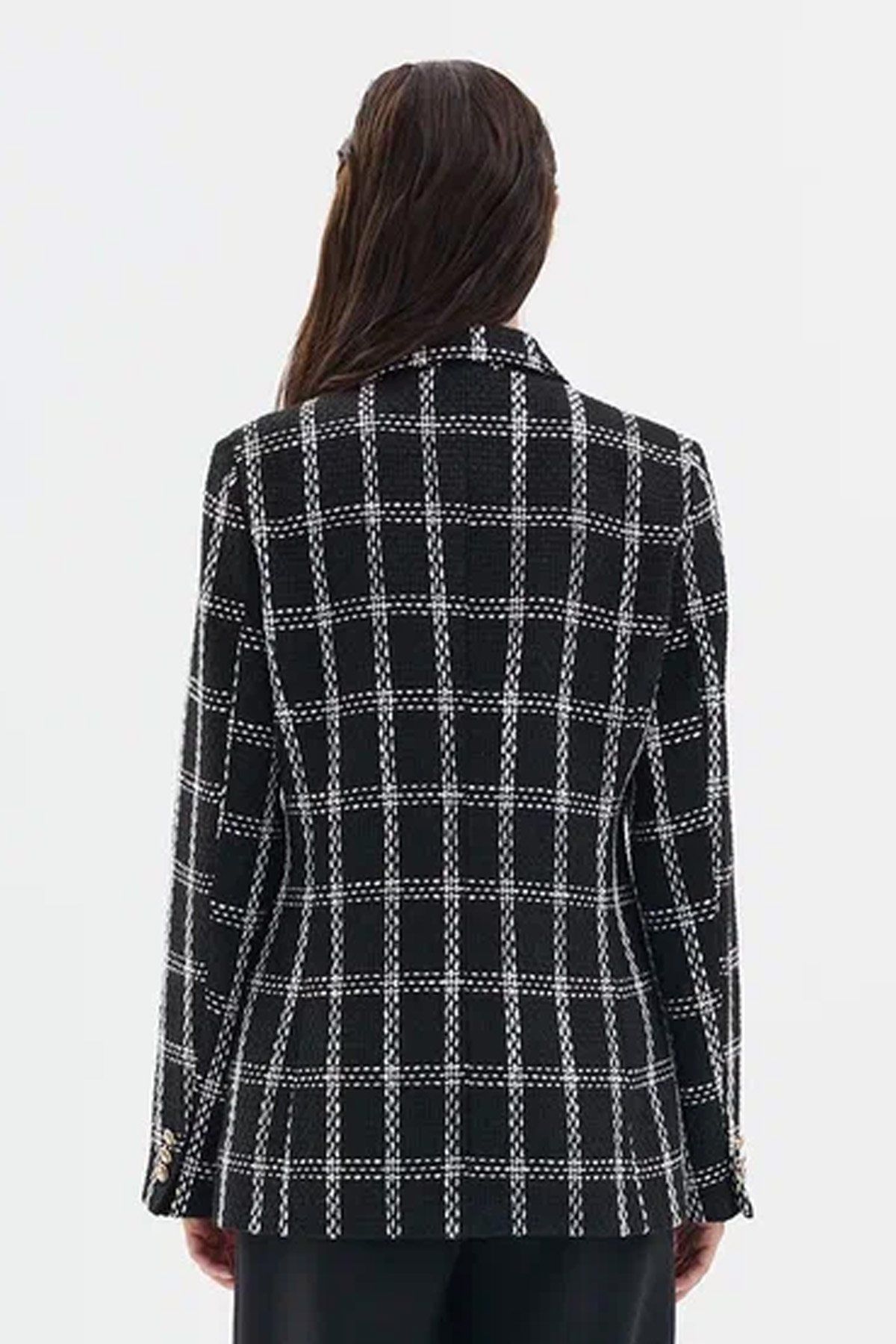 Удлинённый твидовый жакет в контрастную клетку, 44р