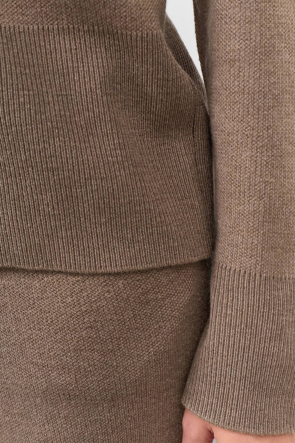 Свободный свитер с шерстью, 52