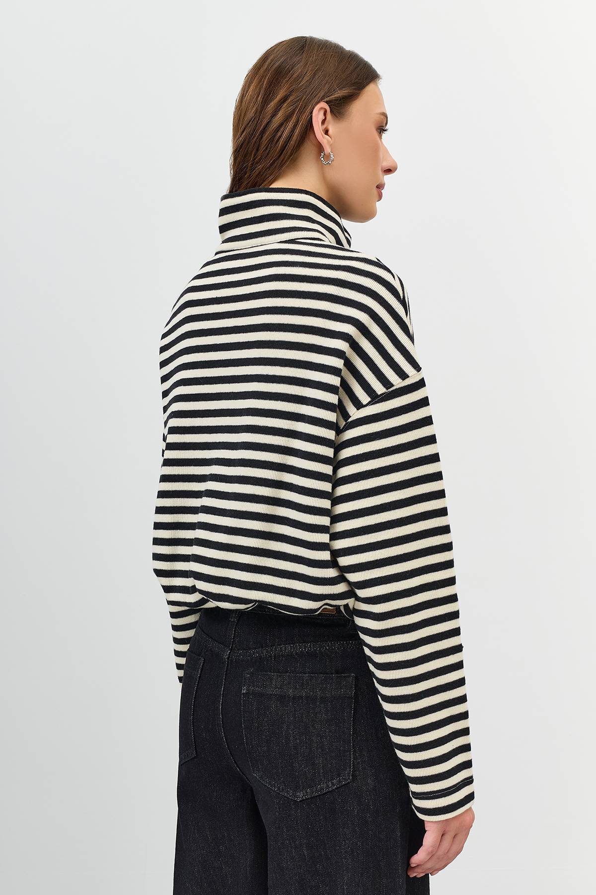 Лимитированная серия джемпер в контрастную полоску и ремень, 40