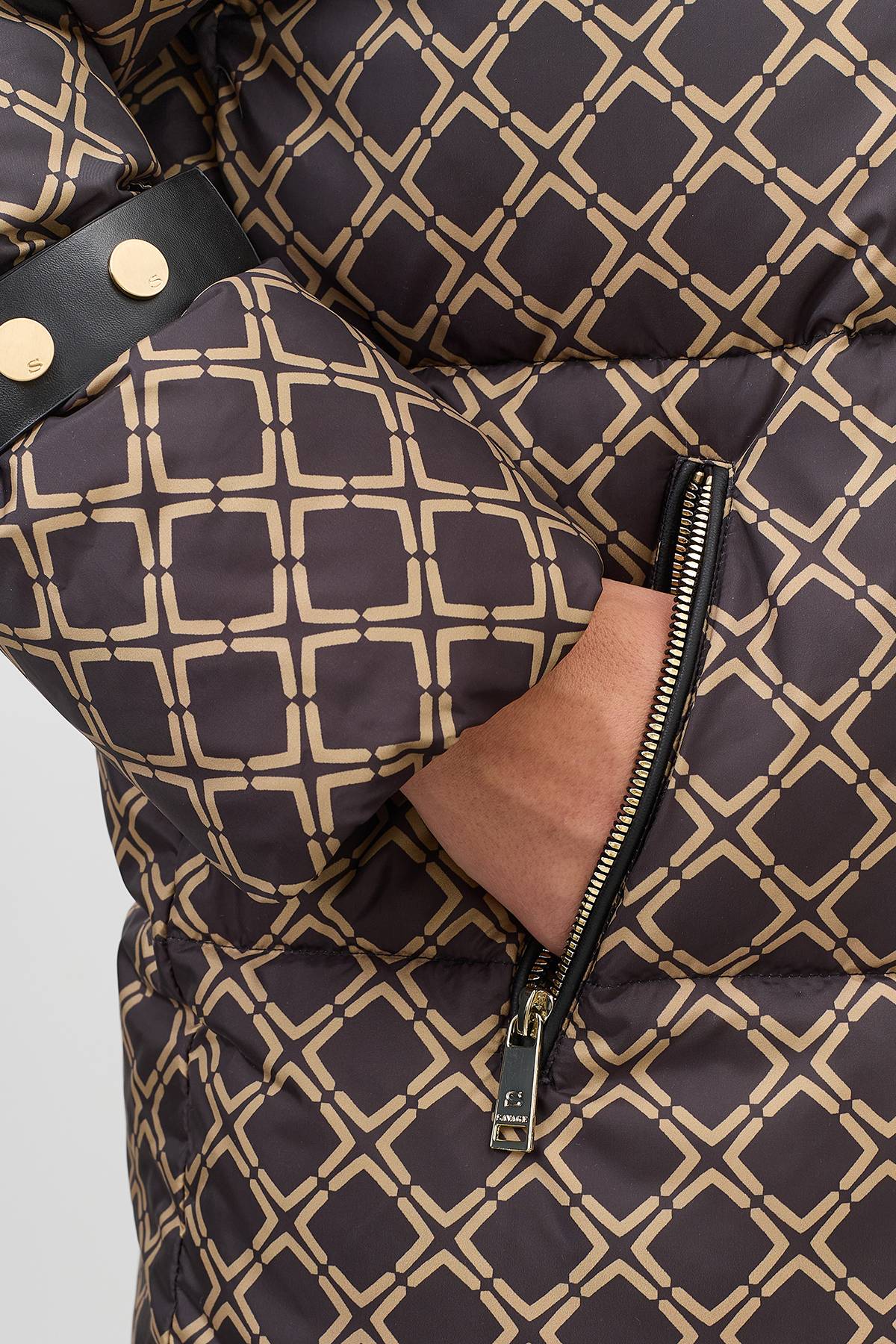 Лимитированная серия куртка с геометрическим принтом с палантином, 50