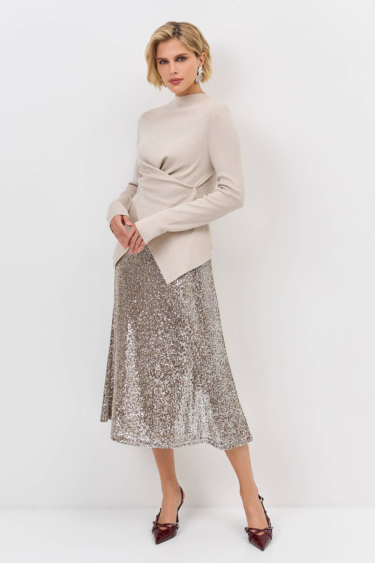 Лимитированная серия джемпер с элегантой драпировкой и ремень, 34