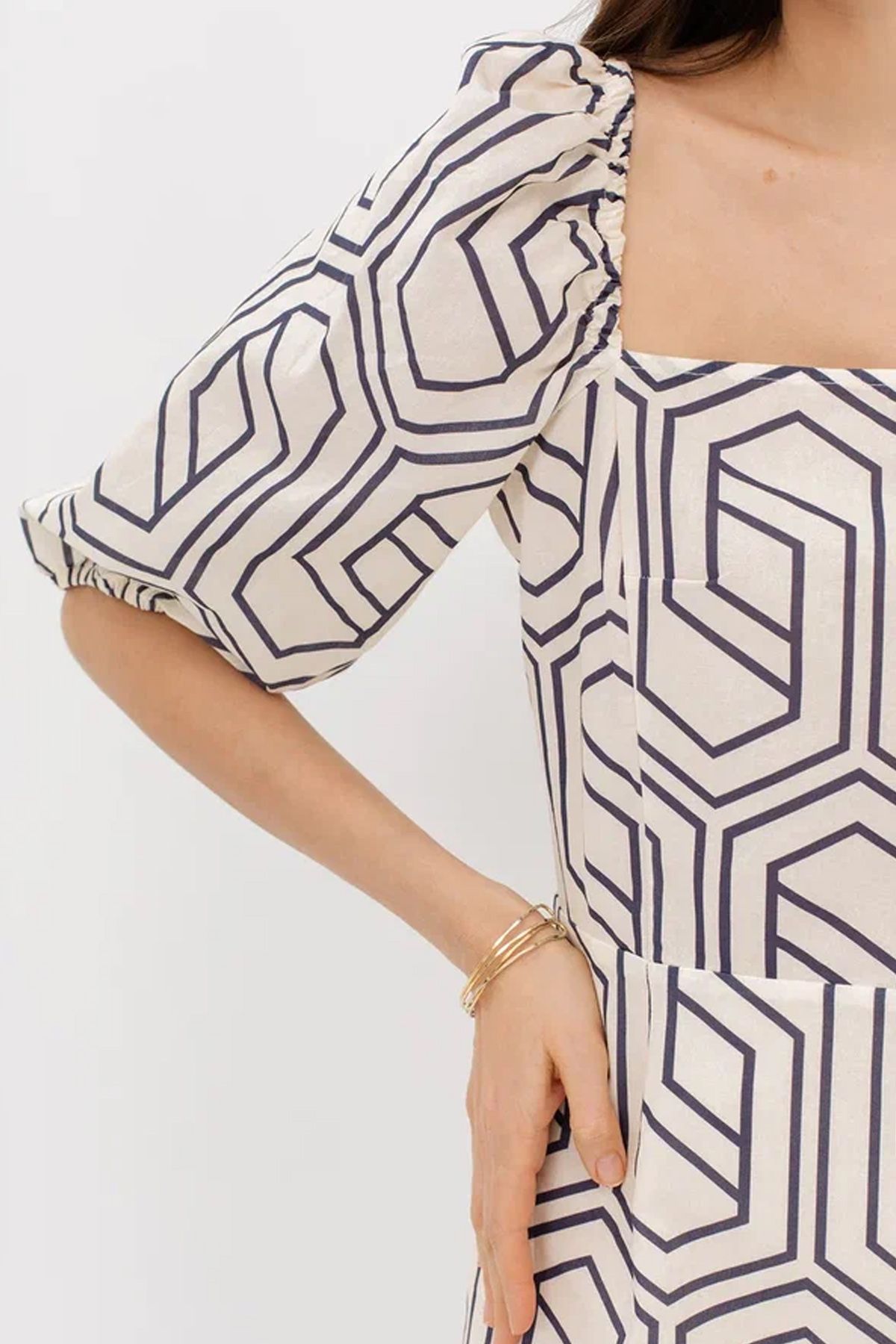 Платье с квадратным вырезом горловины 44523/2, 50р