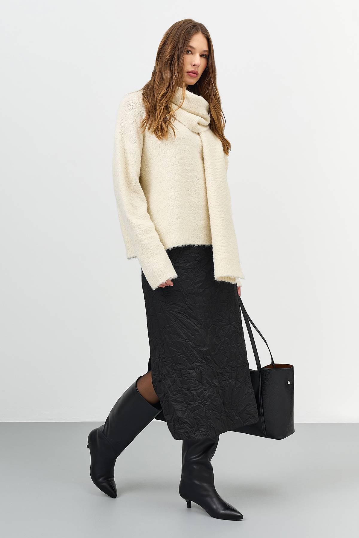 Юбка-плиссе из фактурной ткани, 40