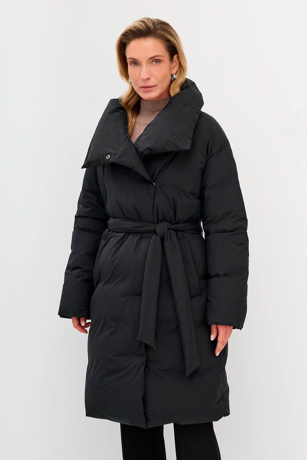 Минималистичное пальто на запа?х, 50р