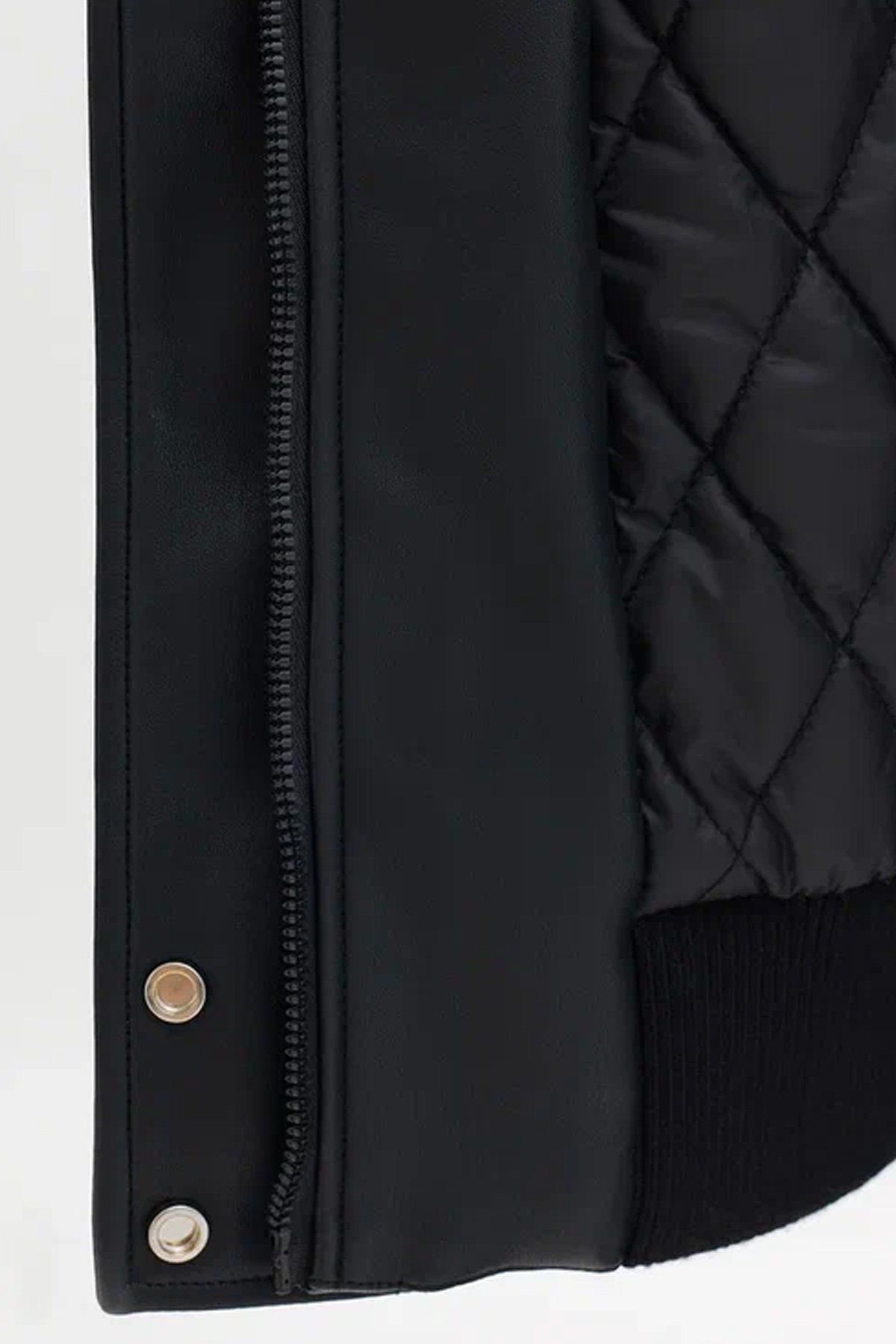 Куртка из полиуретана с несъёмным воротником, 44р