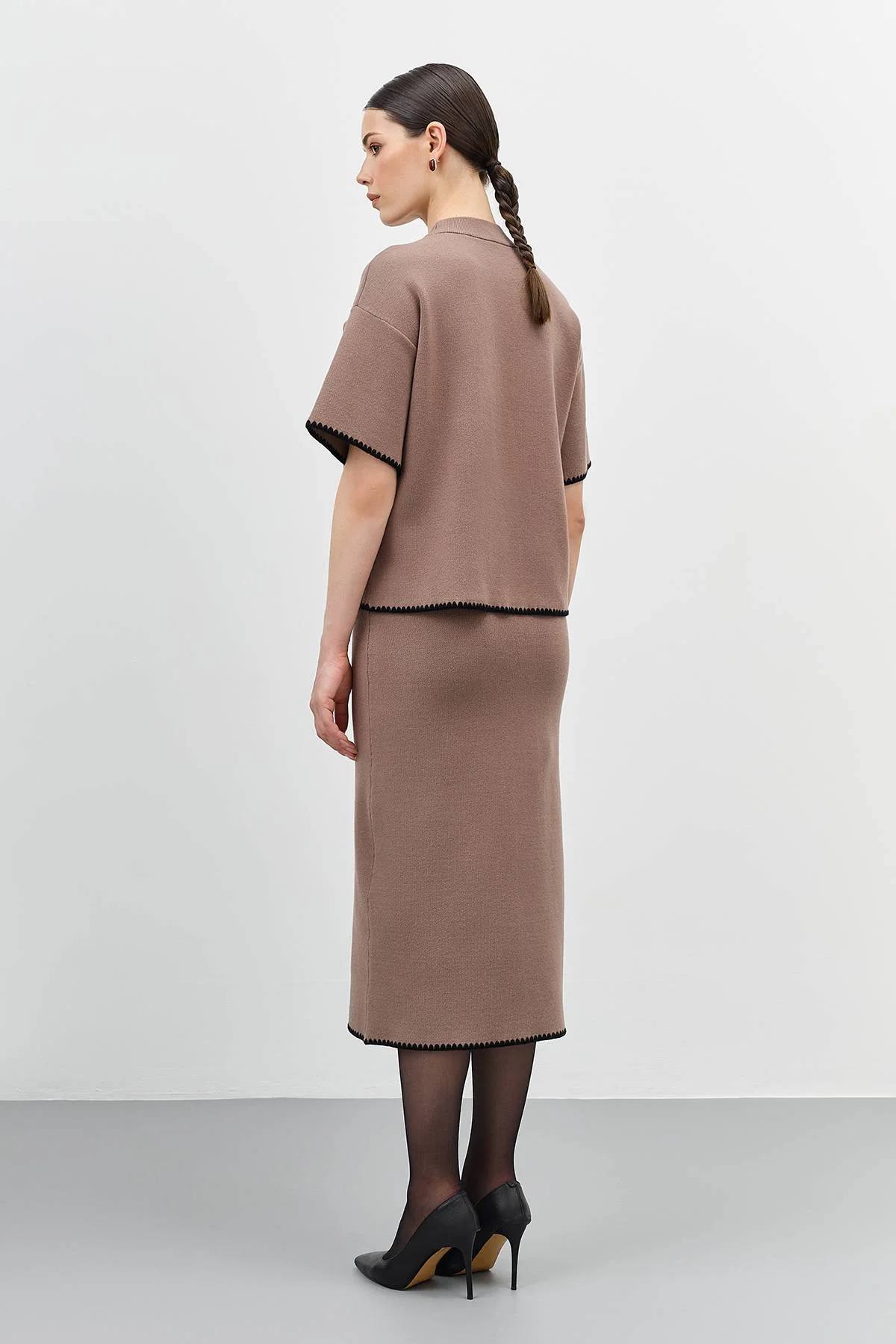 Свободный джемпер с коротким рукавом, 48