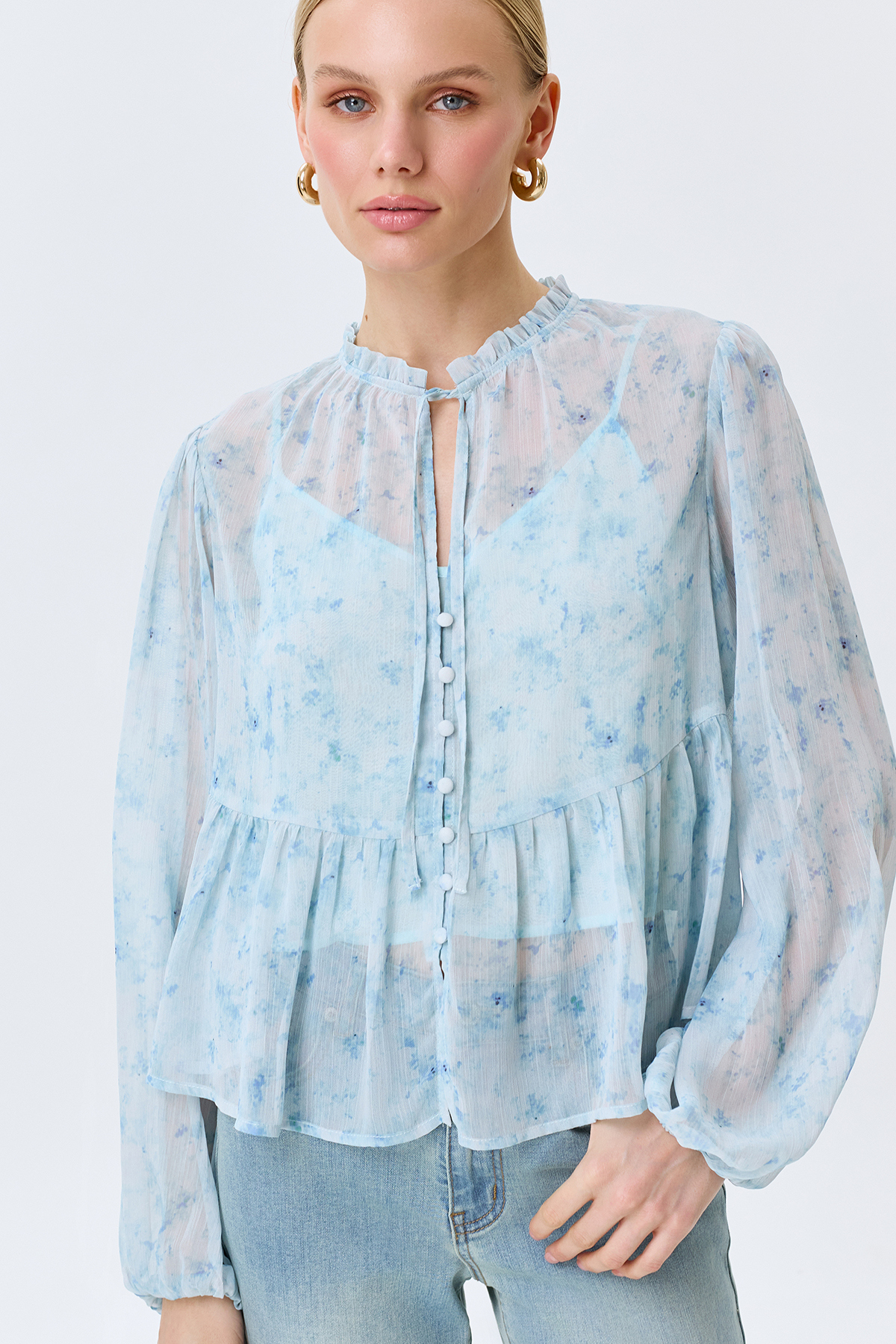 Полупрозрачная блузка с флоральным принтом, 48