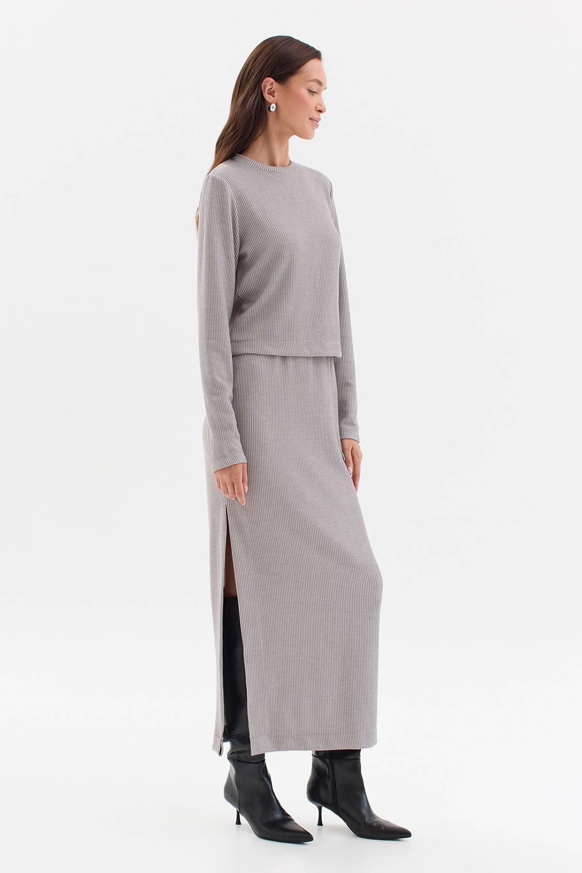 Юбка в рубчик с боковым разрезом, 44р