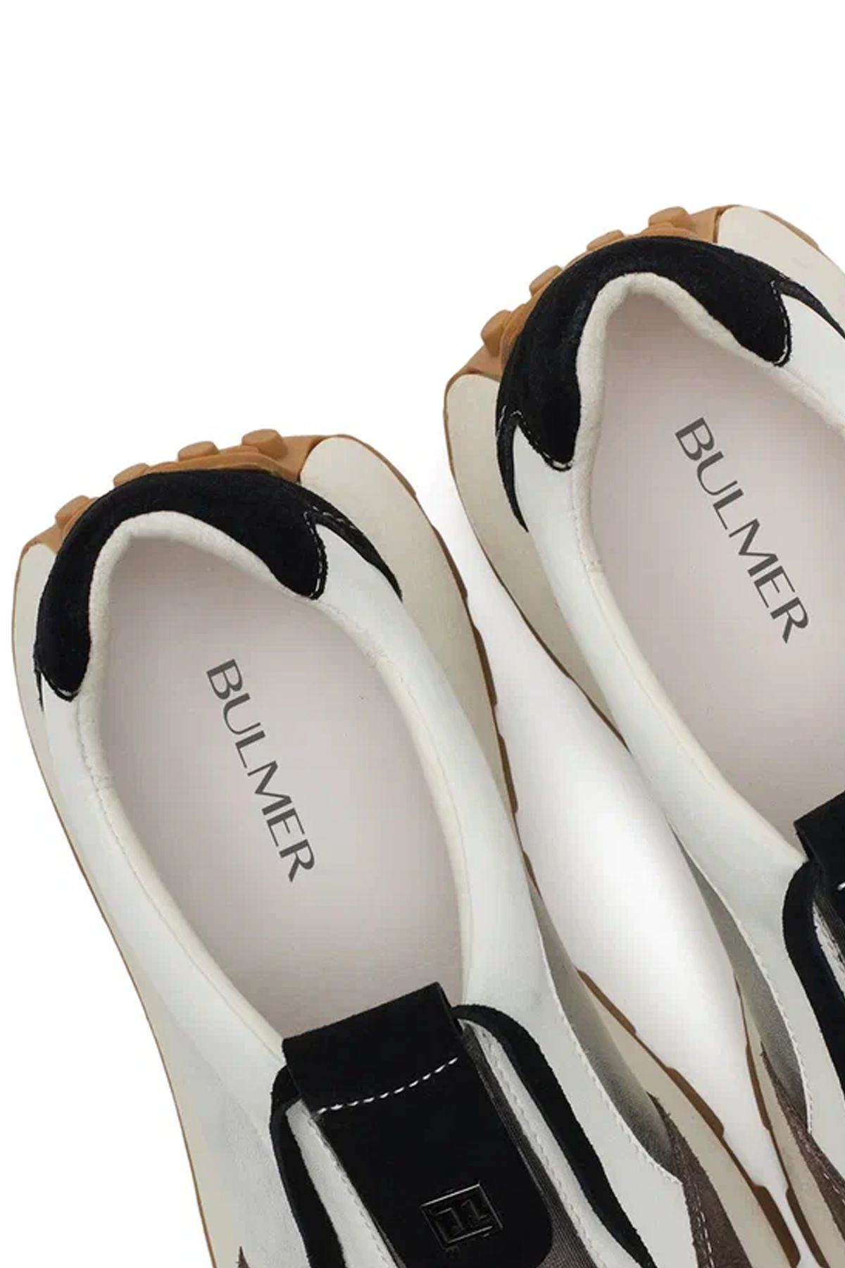 Кроссовки с контрастными деталями из натуральной кожи и мягкой замши, 40р