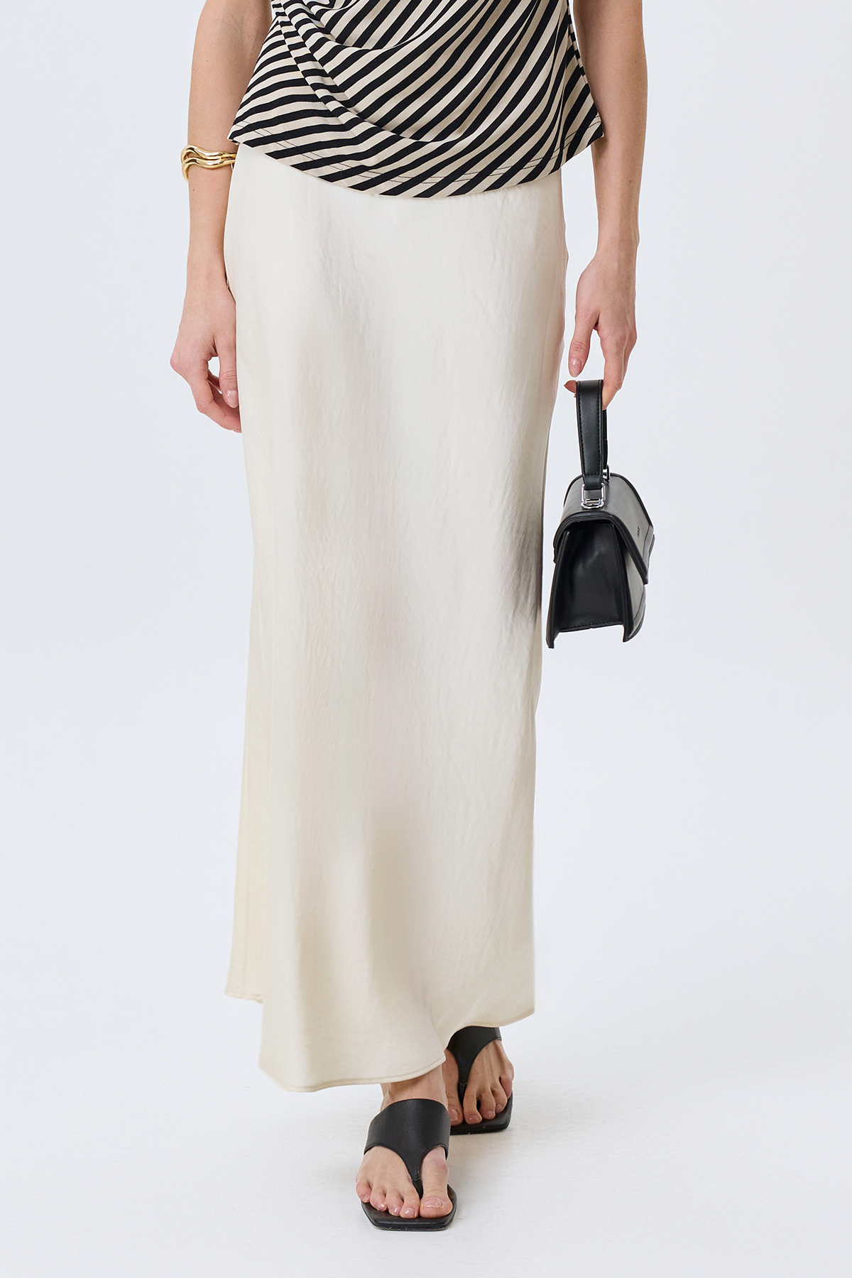 Молочная сатиновая юбка из смесовой вискозы, 44