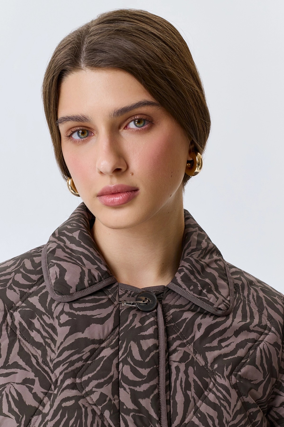 Утепленный жакет с анималистичным принтом, 52