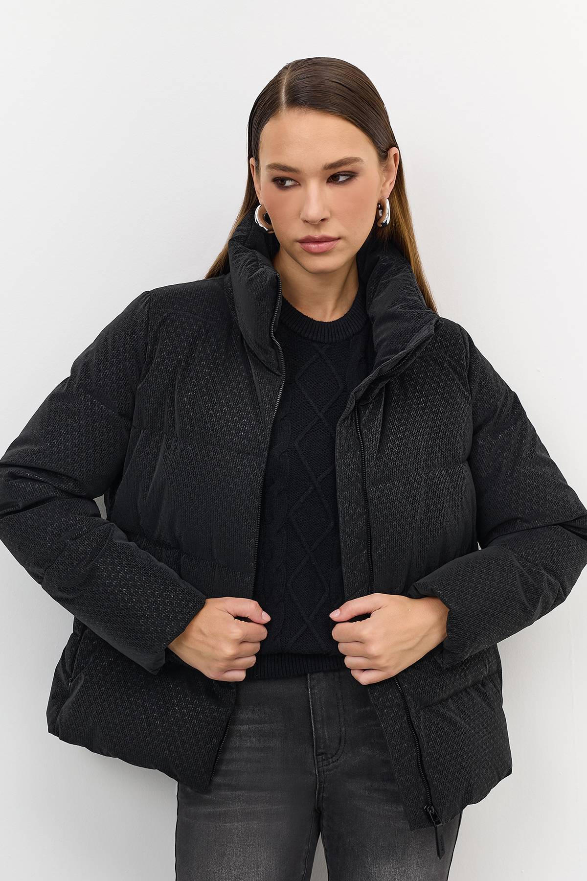 Лимитированная серия куртка с имитацией вязаной фактуры и палантин, 48