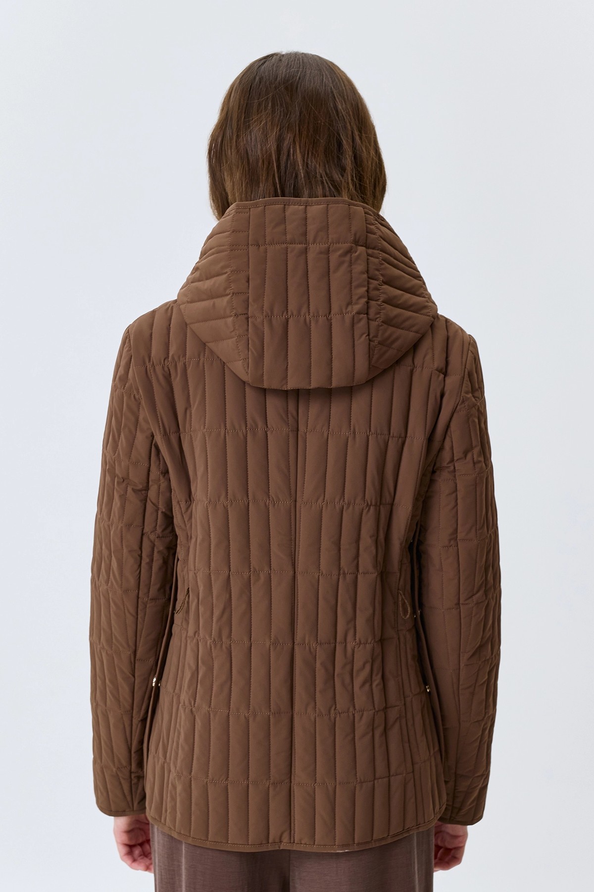 Куртка с тонким ремнем, 52