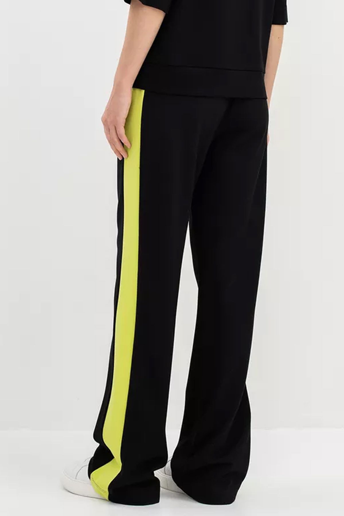 Брюки с яркими лампасами, 40р