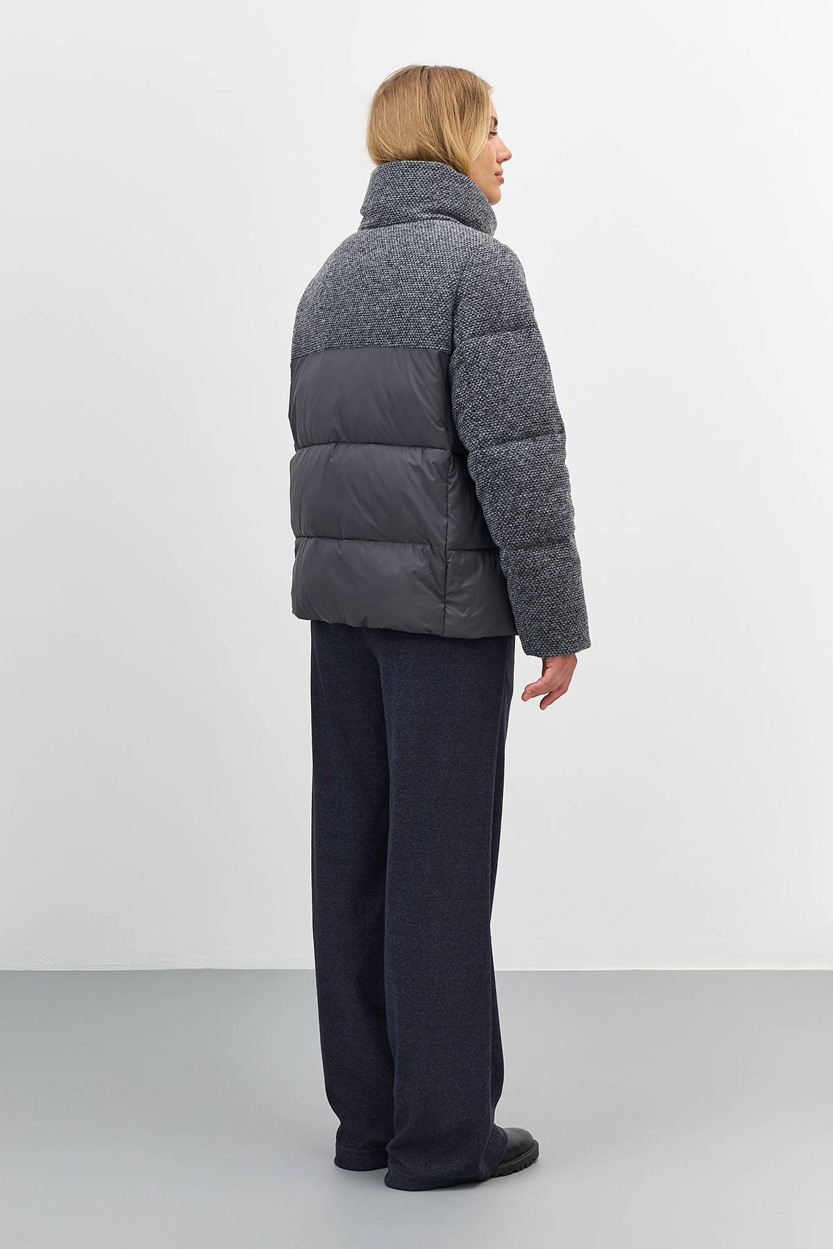 Лимитированная серия минималистичная комбинированная куртка с палантином, 52