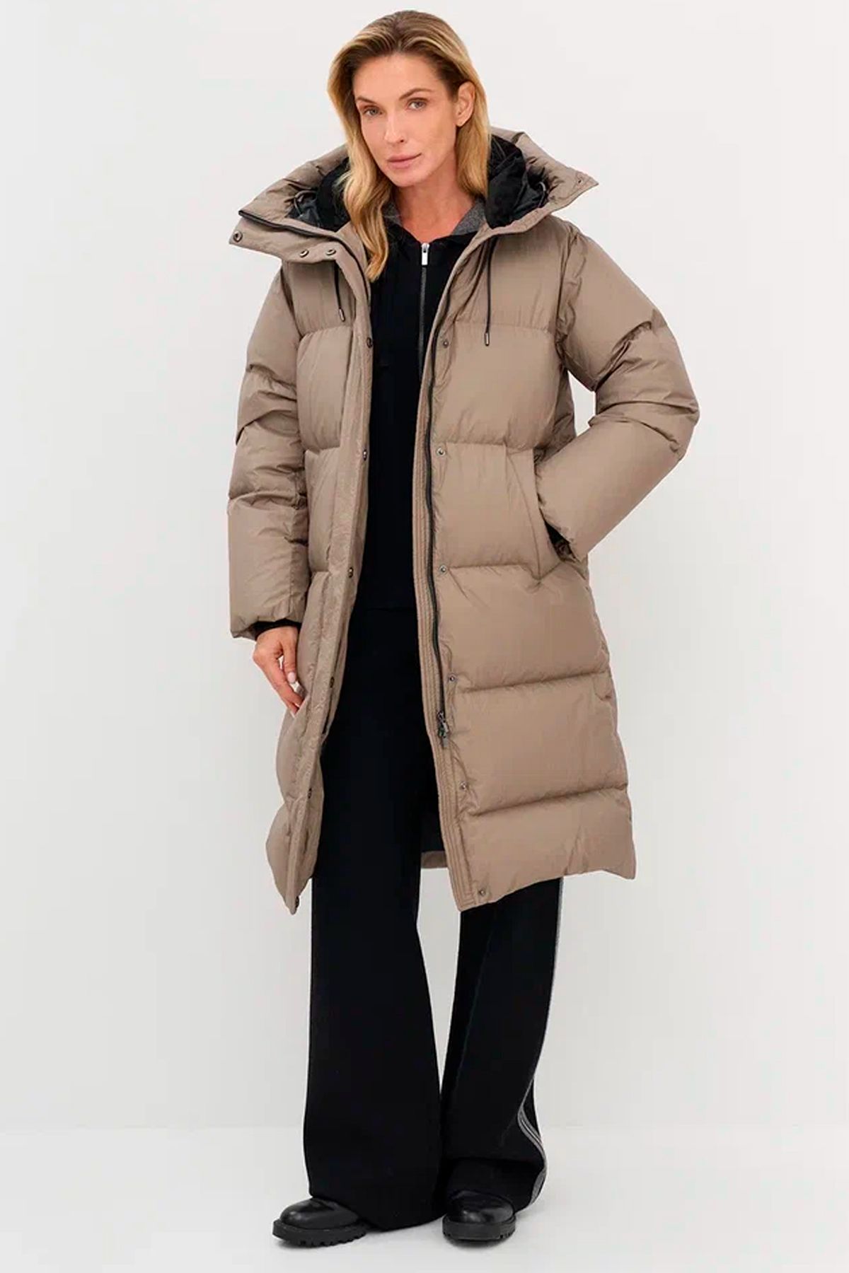 Пальто на натуральном утеплителе с контрастными деталями, 48р