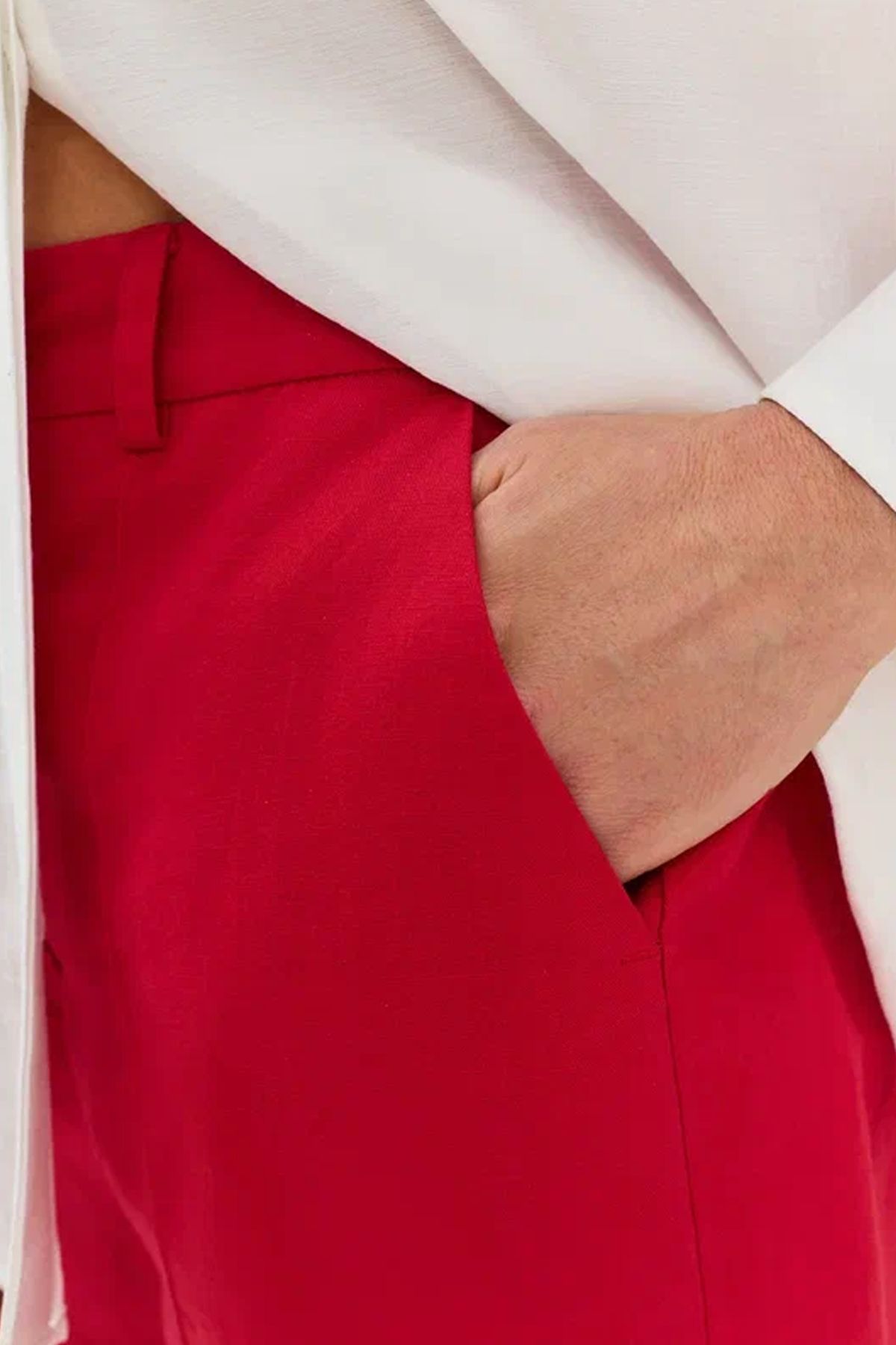 Однотонные брюки красного цвета со стрелками, 52р