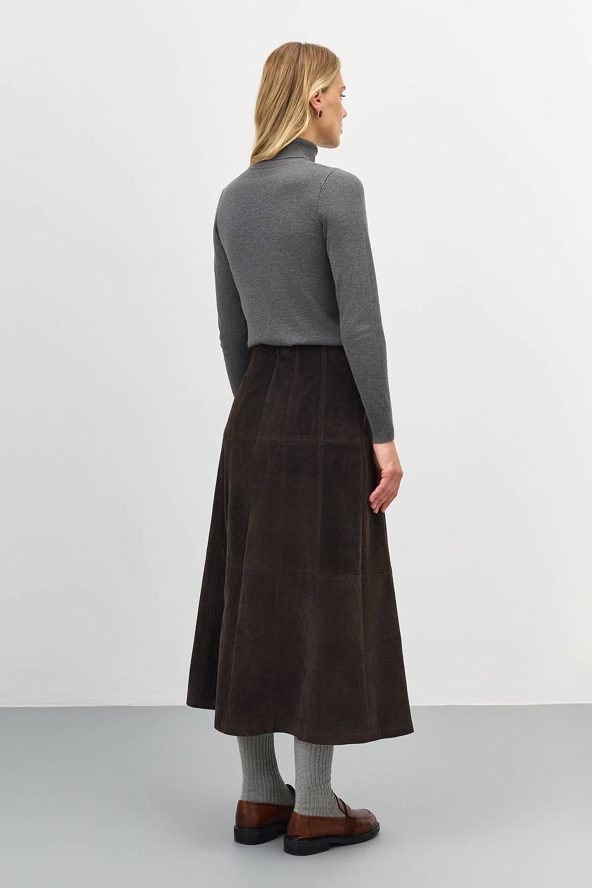 Лимитированная серия юбка А-силуэта из искуственной замши и ремень, 42