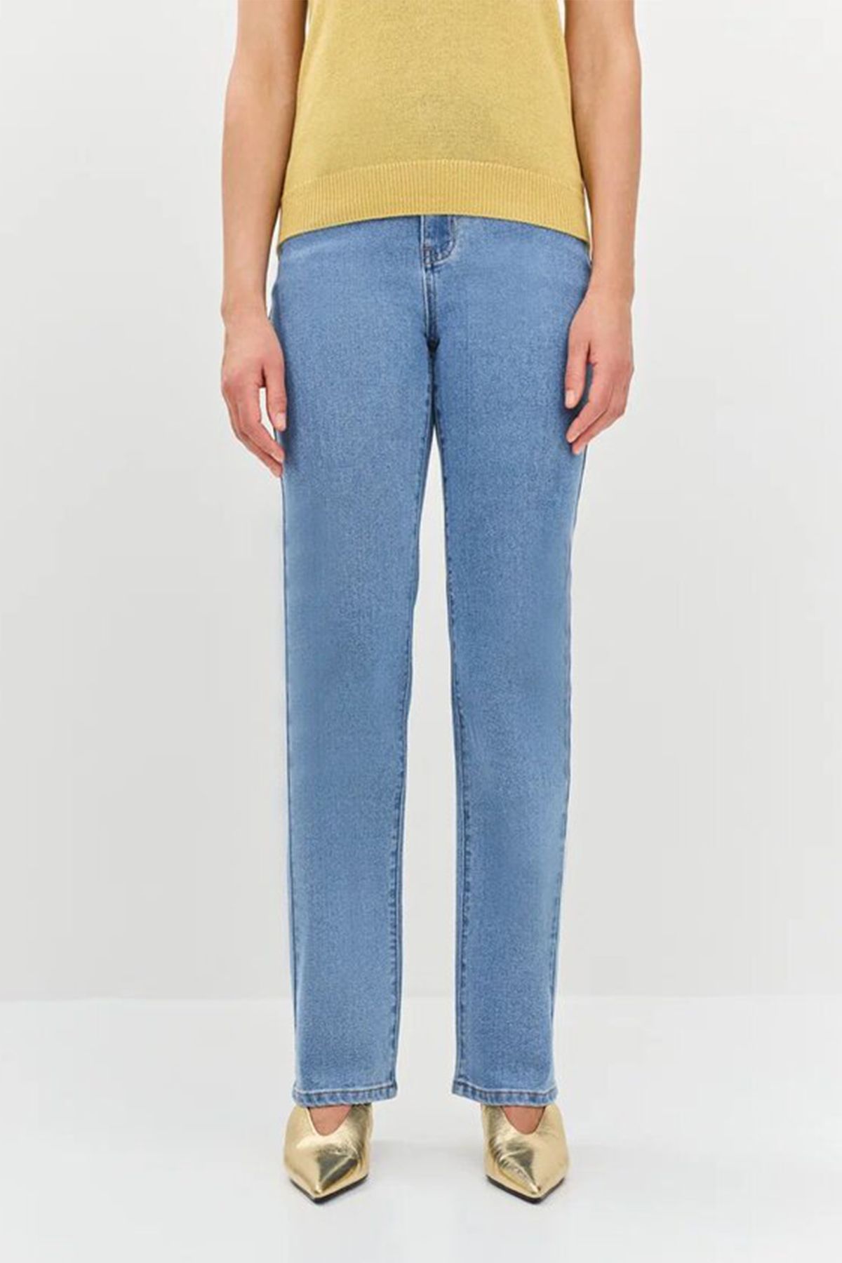 Джинсы с деликатной варкой из мягкого денима, 52р