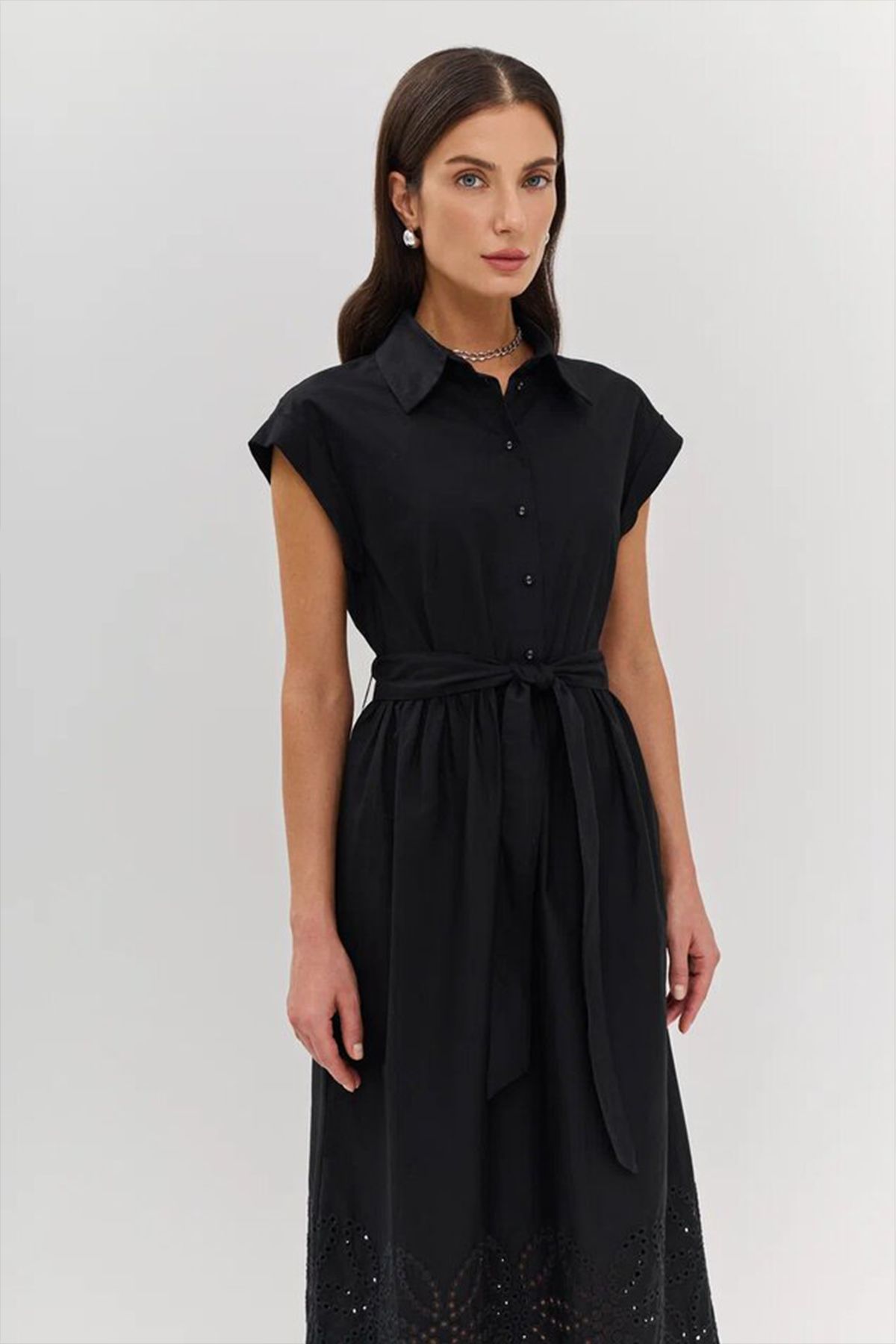 Черное платье с коротким рукавом, 42р