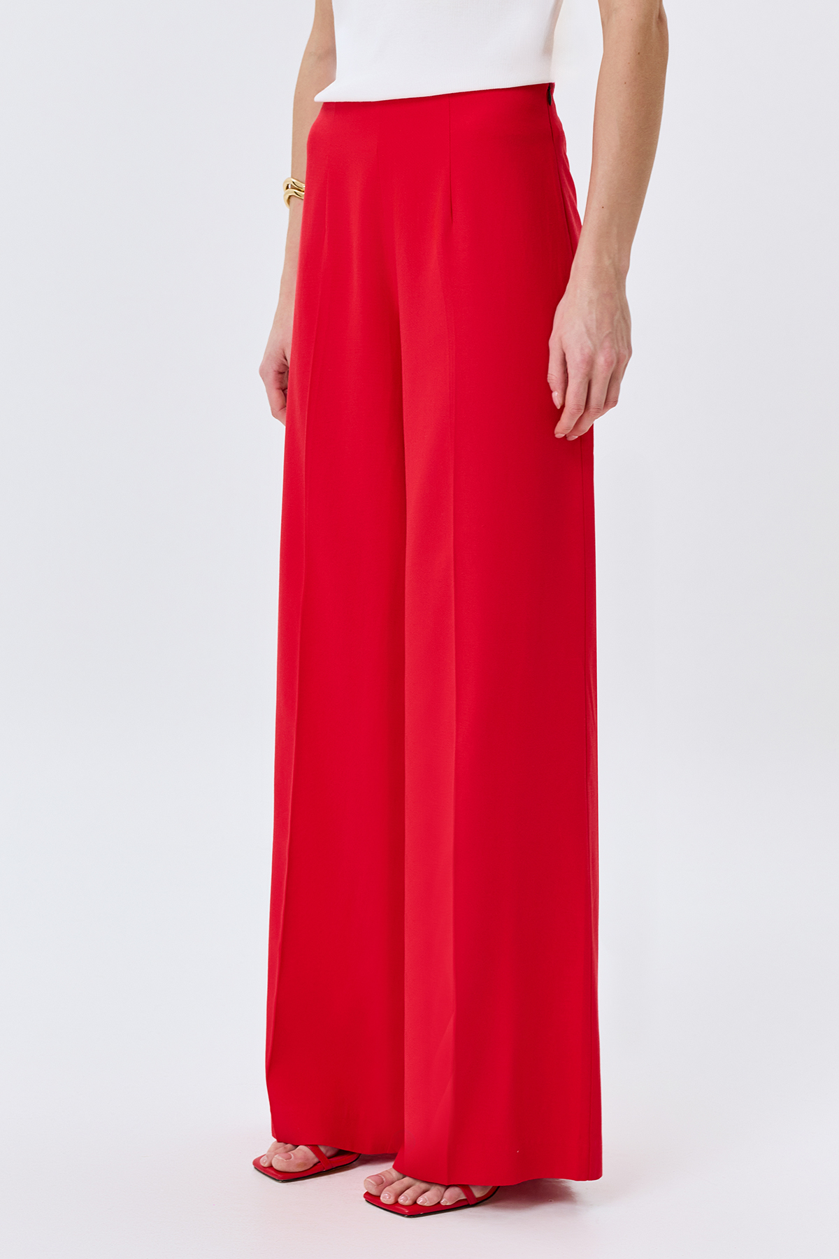 Яркие брюки из района, 52