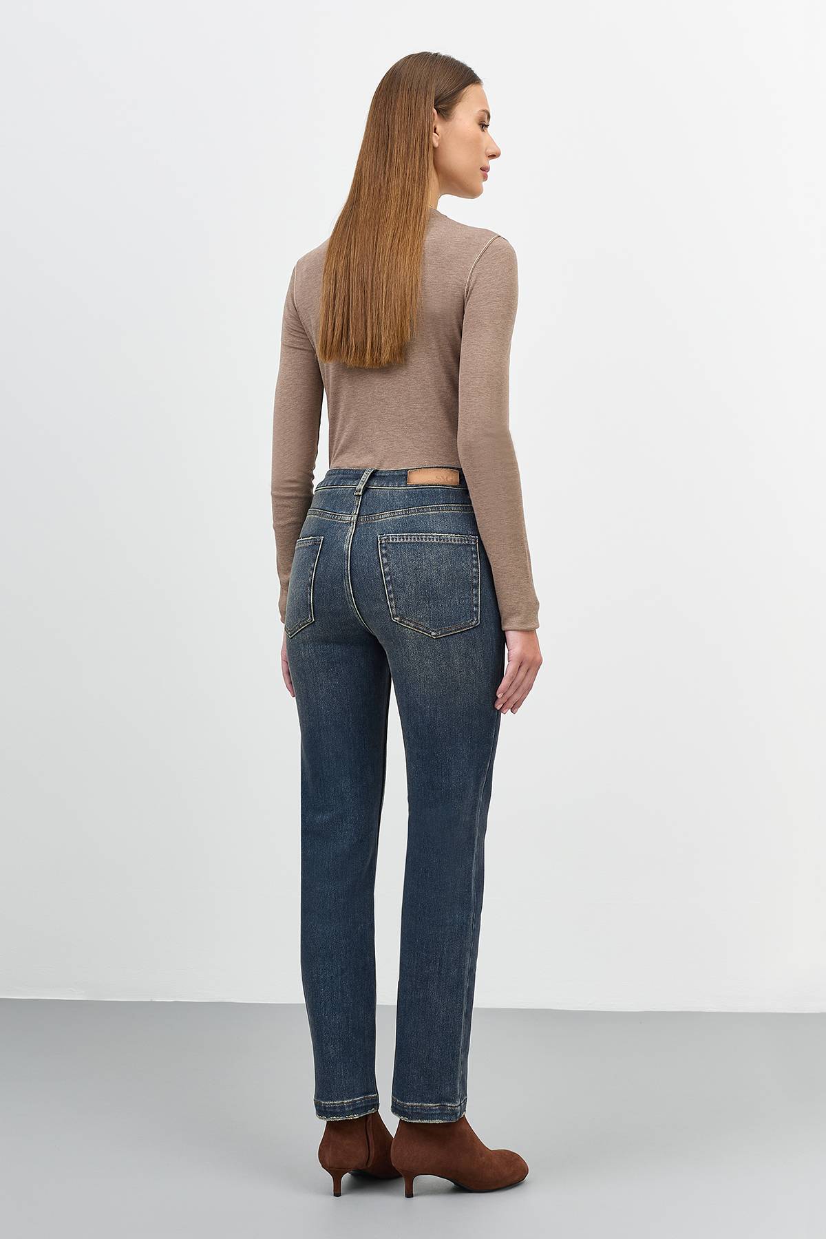 Утепленные джинсы со спандексом деликатной варкой, 42