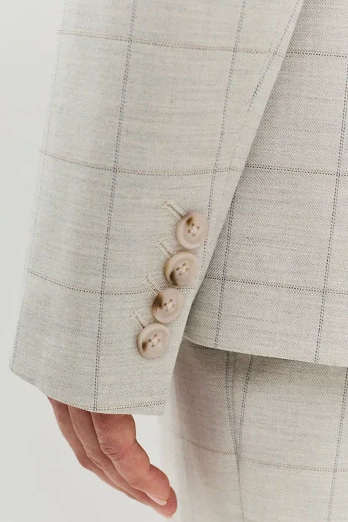 Стильный базовый жакет в клетку, 42р