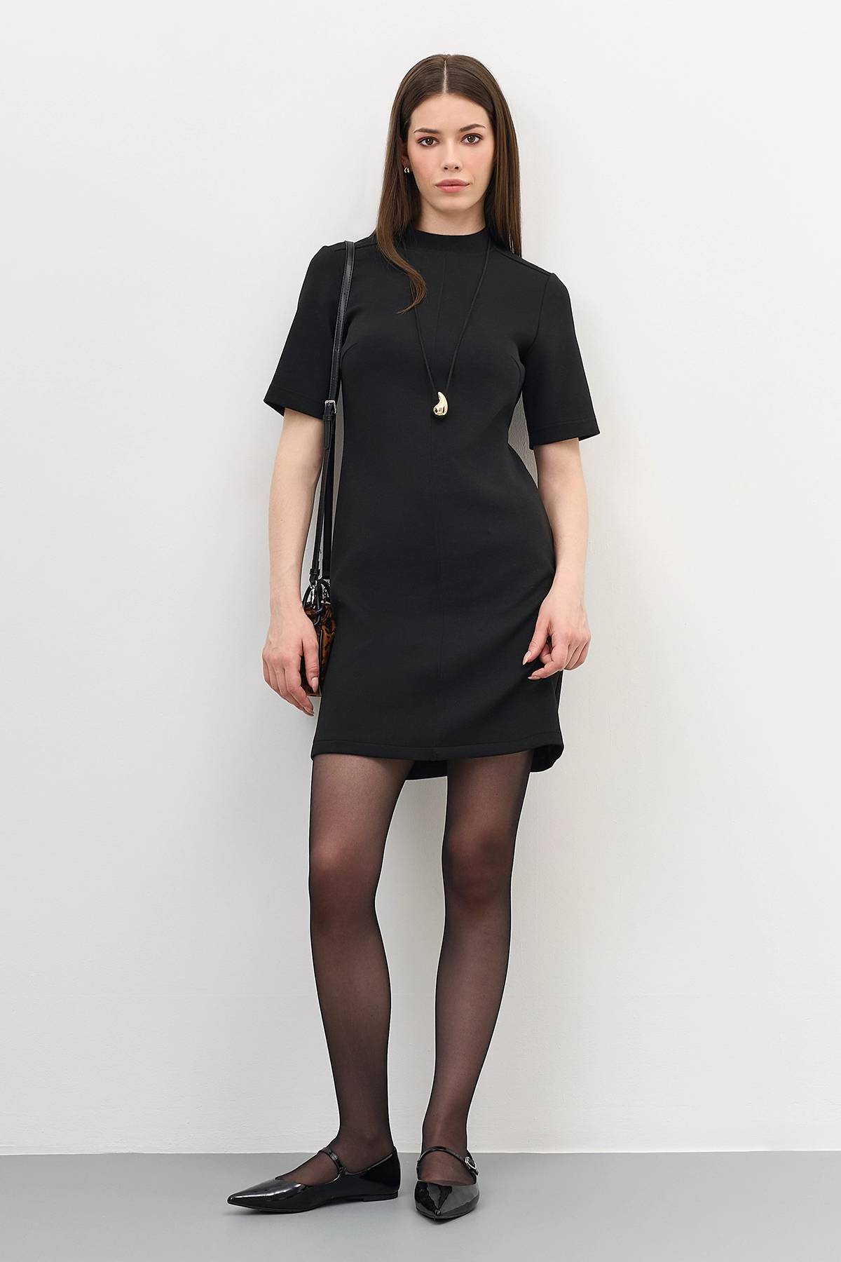 Лимитированная серия трикотажное платье с короткими рукавами и ремень, 42