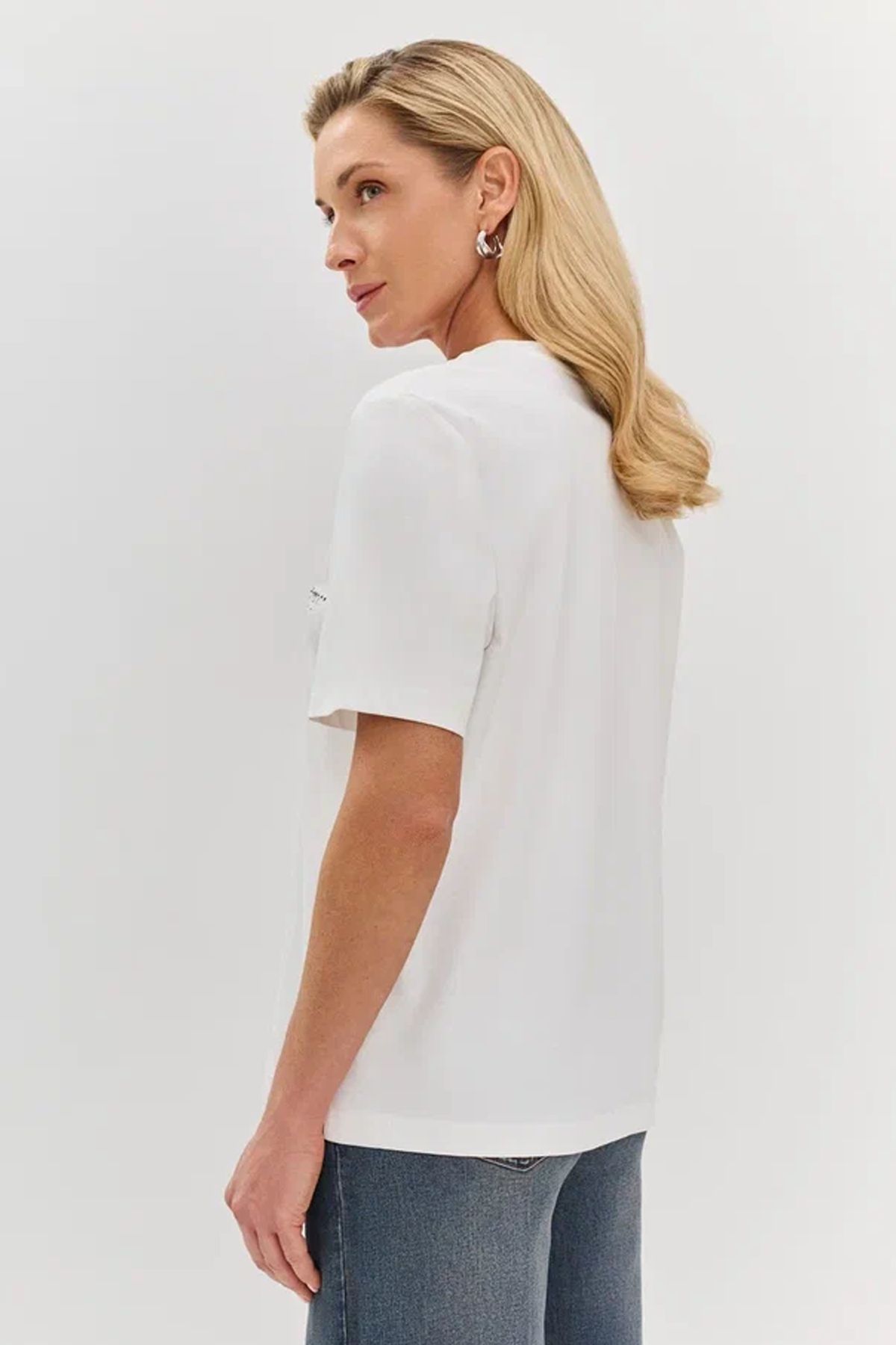 Футболка с принтом и стразами на полочке, 42р