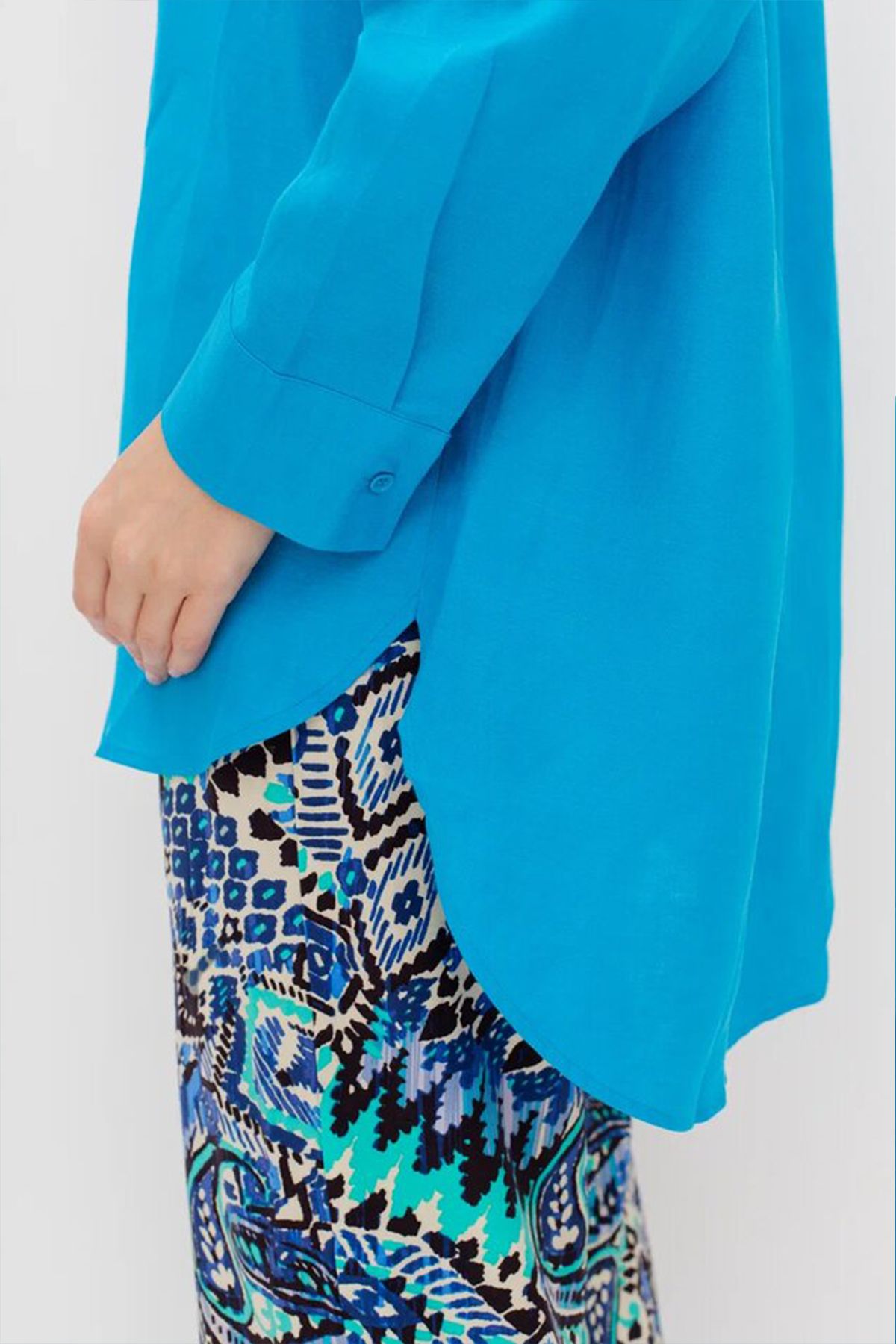 Блузка в цвете аква свободного силуэта, 42р