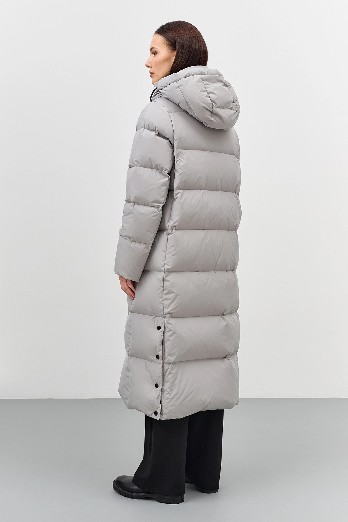 Длинный пуховик на натуральном утеплителе, 42