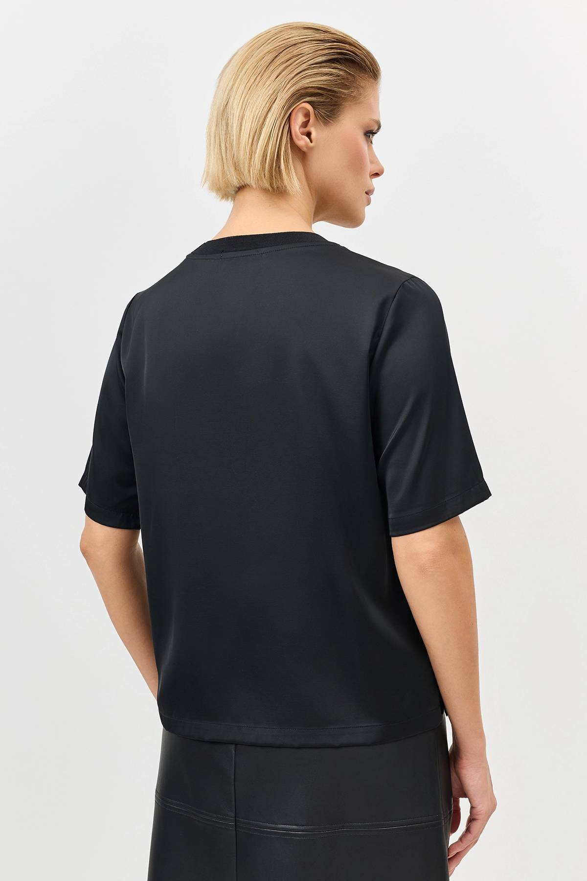 Блузка из вискозы с коротким рукавом, 36