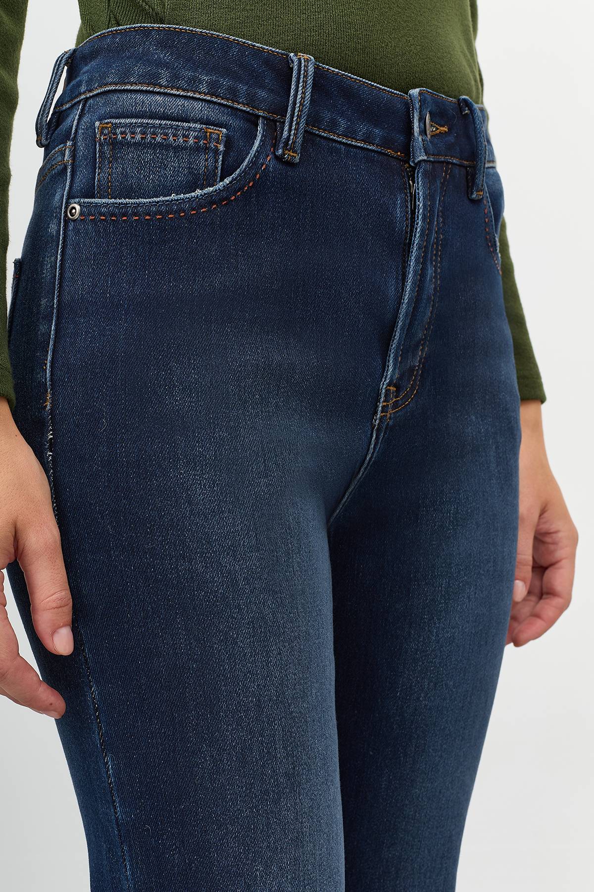 Утепленные джинсы с деликатной варкой, 46