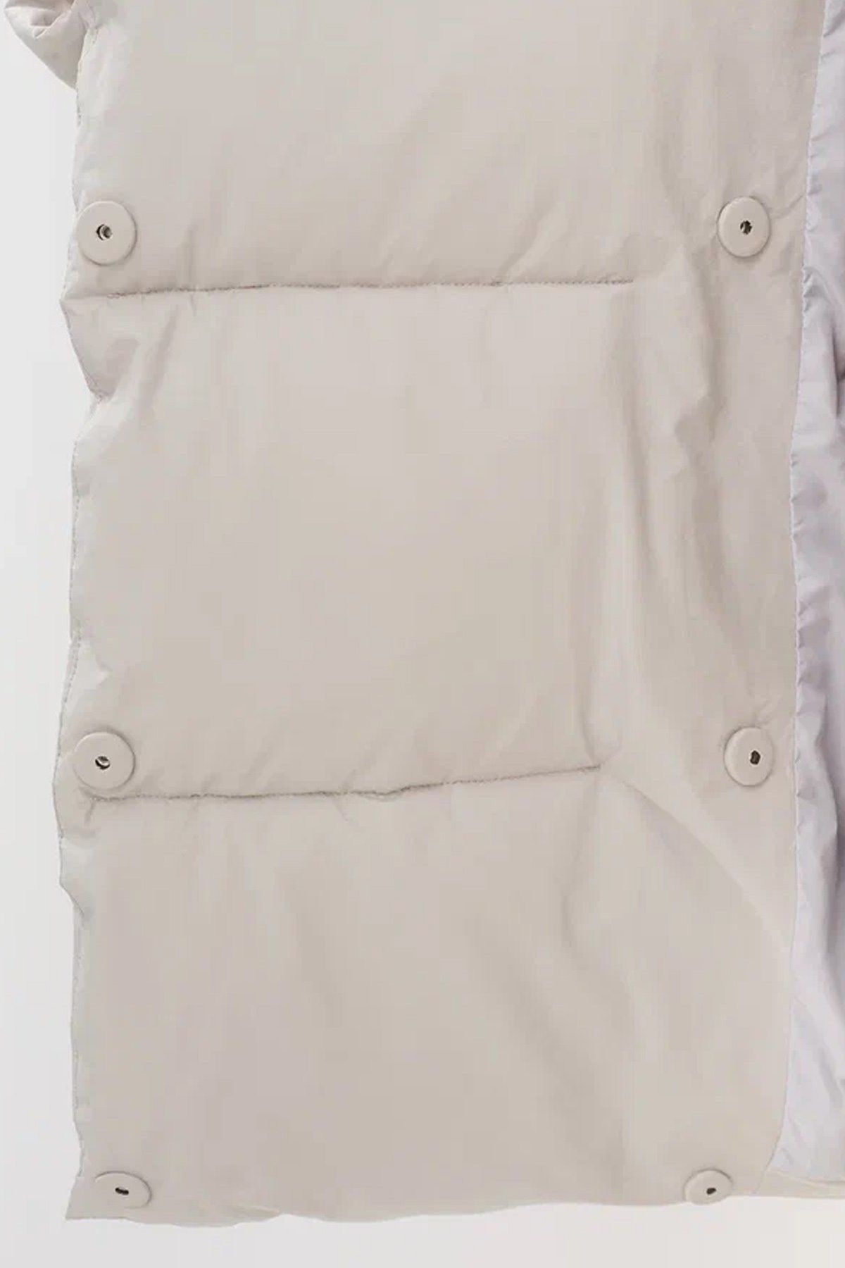 Куртка с объемным воротником в светло-сером цвете, 48р