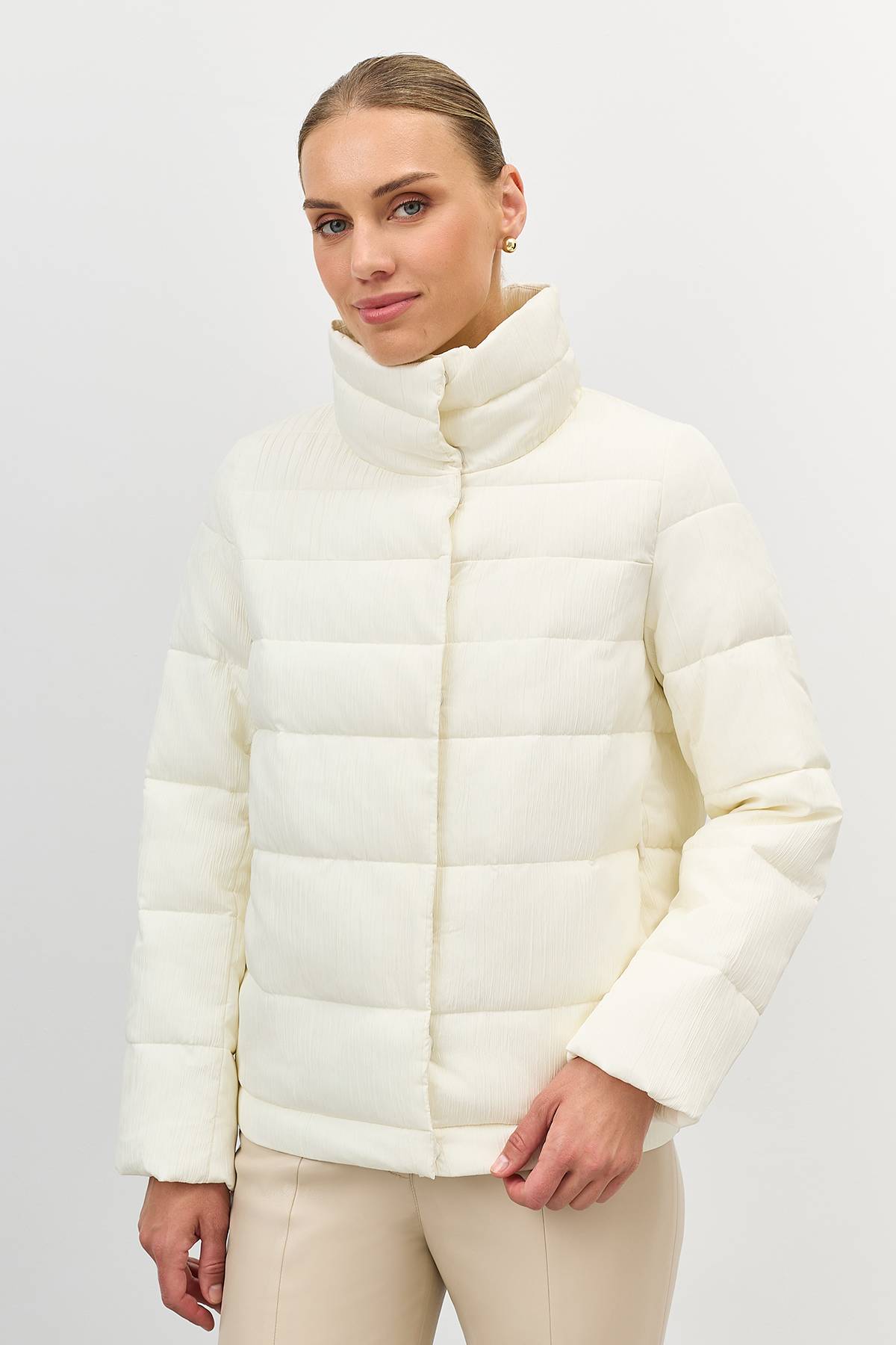 Лимитированая серия молочная куртка и палантин, 46