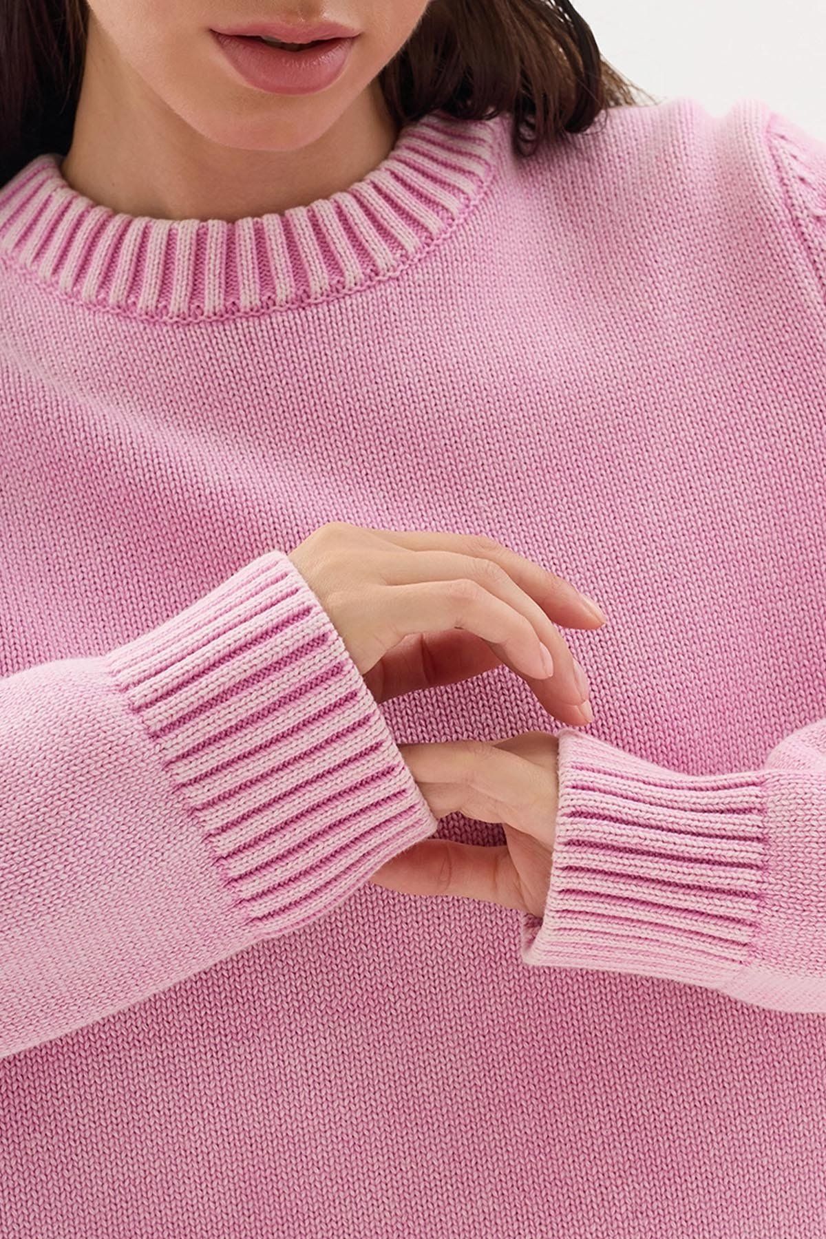 Трикотажный джемпер прямого силуэта, 40р