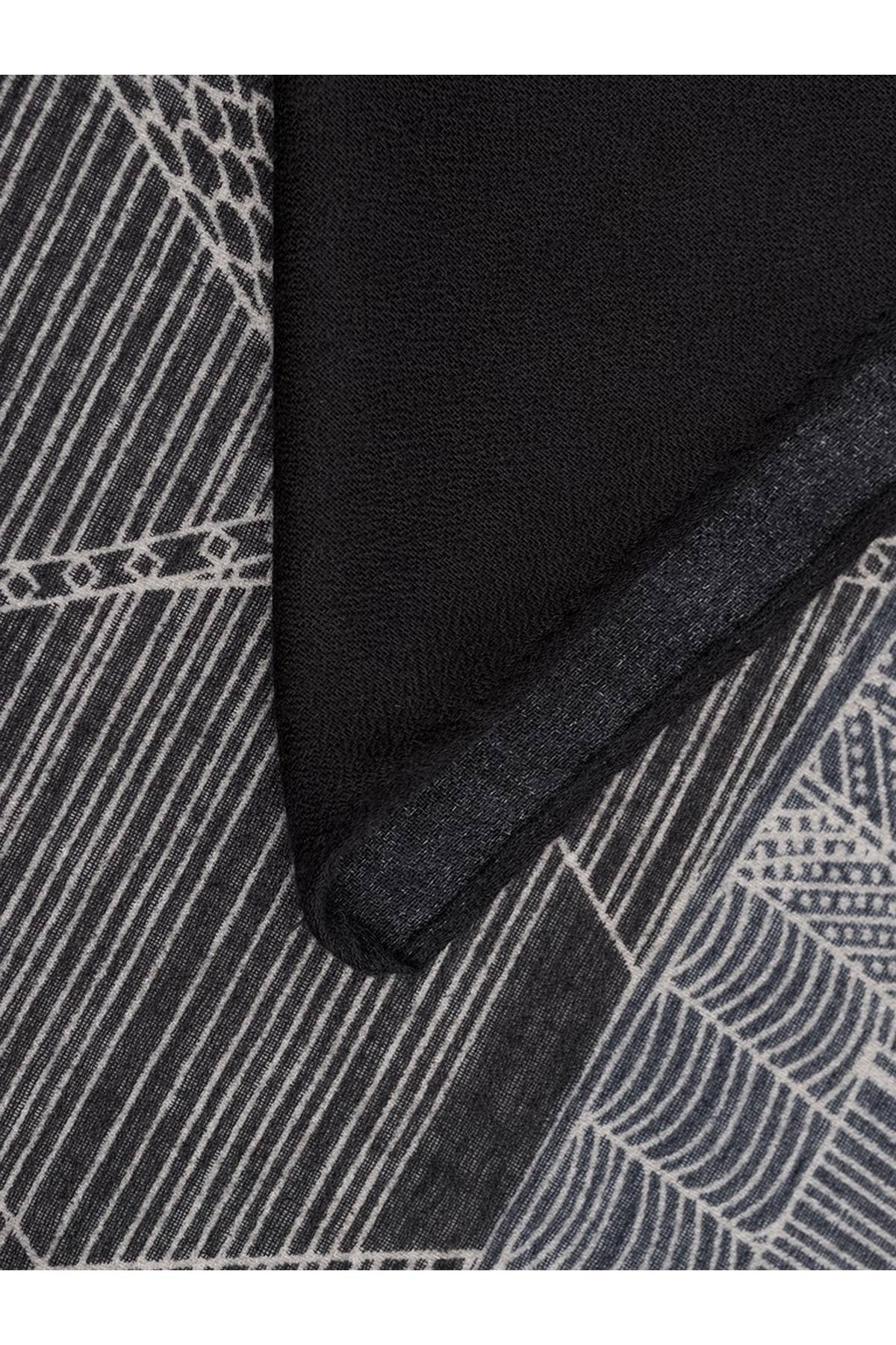 Платок черный, One