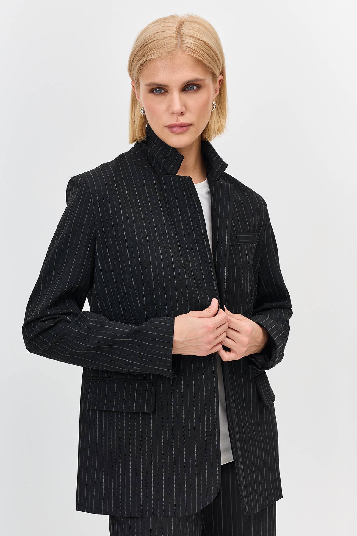 Лимитированая серия классический блейзер в полоску с ремнем, 42