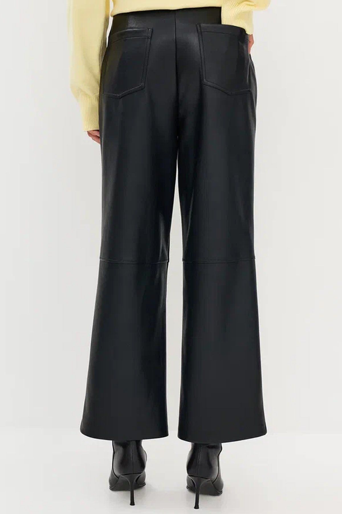 Однотонные брюки-клёш из полиуретана, 46р