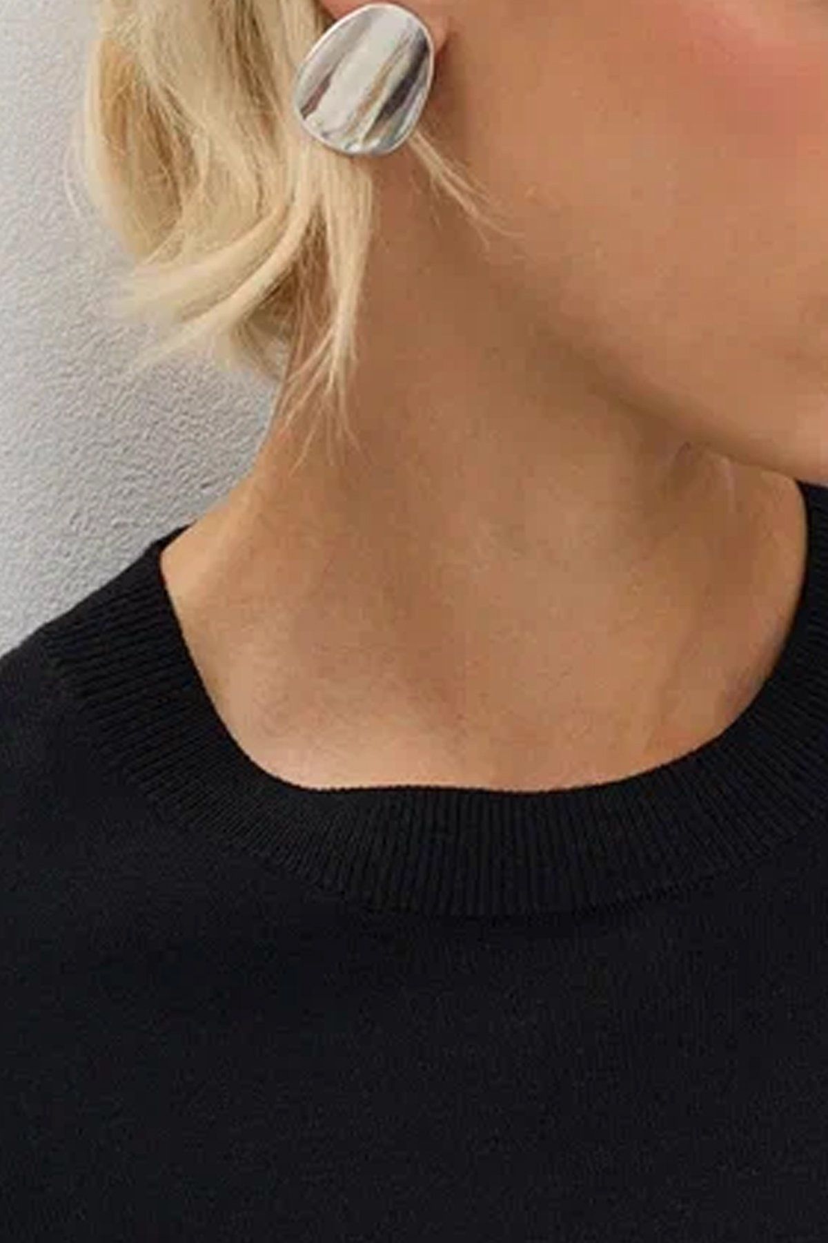 Базовый вязаный джемпер в чёрном цвете, 52р