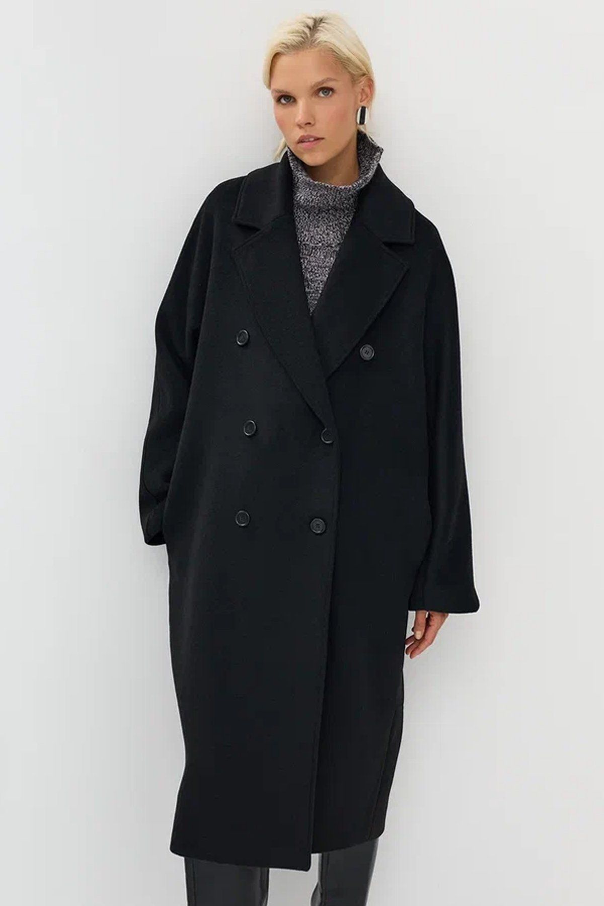 Двубортное пальто в классическом стиле, 52р
