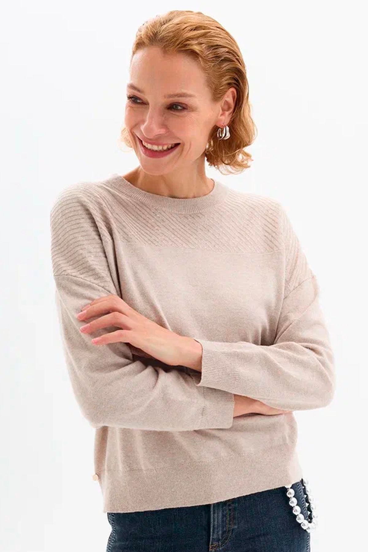 Джемпер с мерцающим декором, 44р