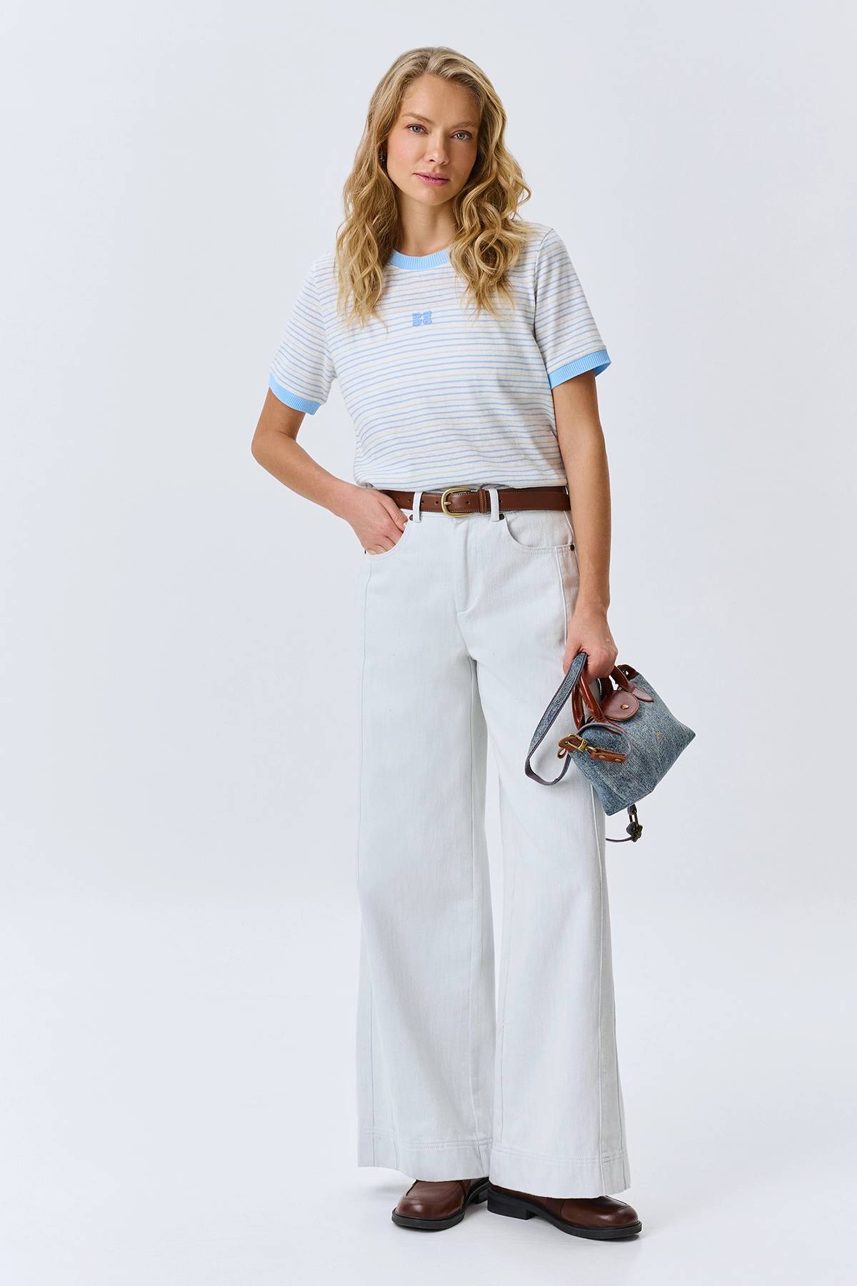 Футболка в тонкую полоску, 44