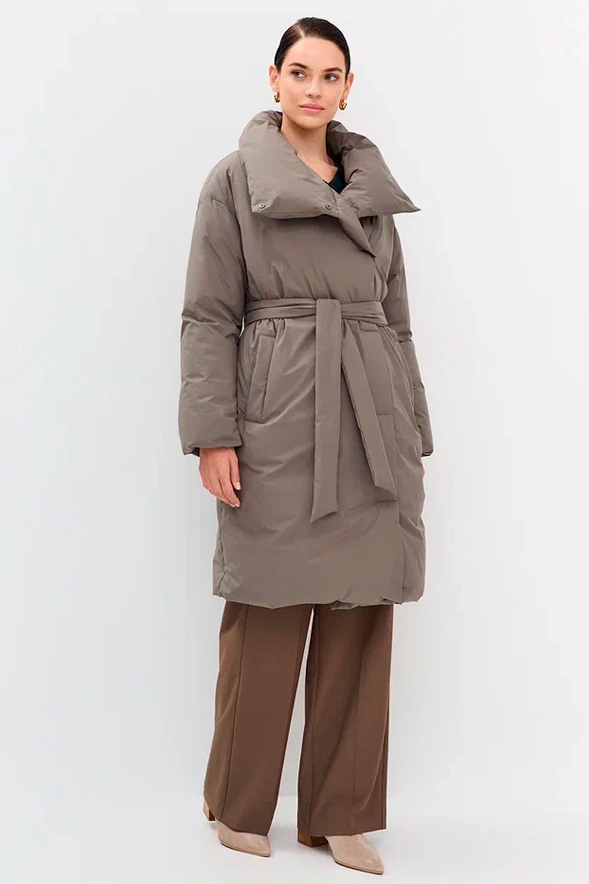 Минималистичное пальто на запа?х, 50р