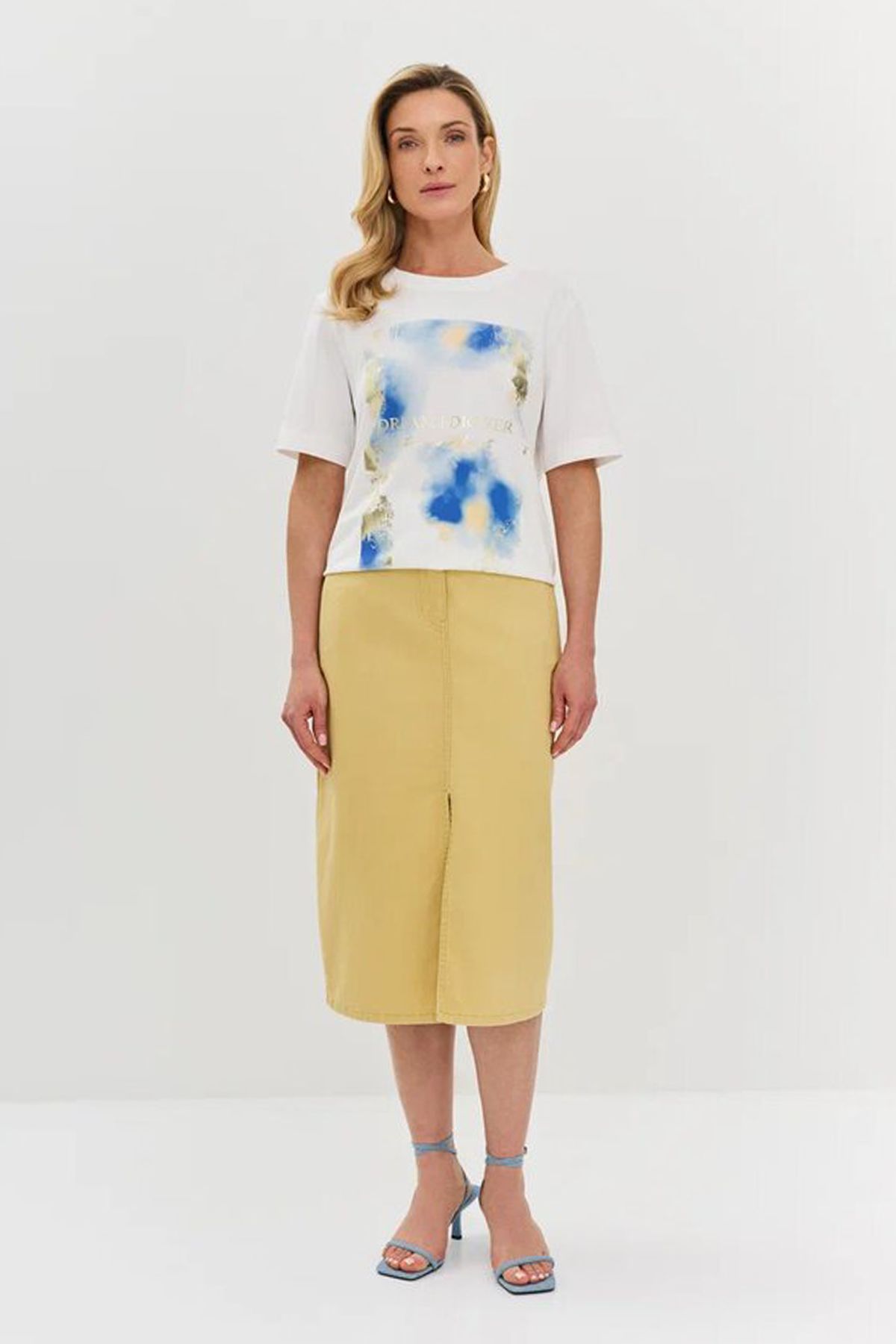 Джинсовая юбка с разрезом, 50р