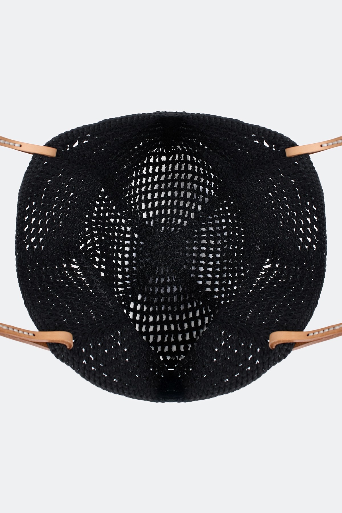 Ажурная вязаная сумка с косметичкой, One