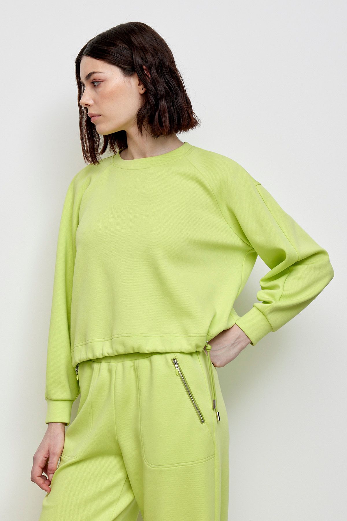 Укороченный яркий джемпер, 48р